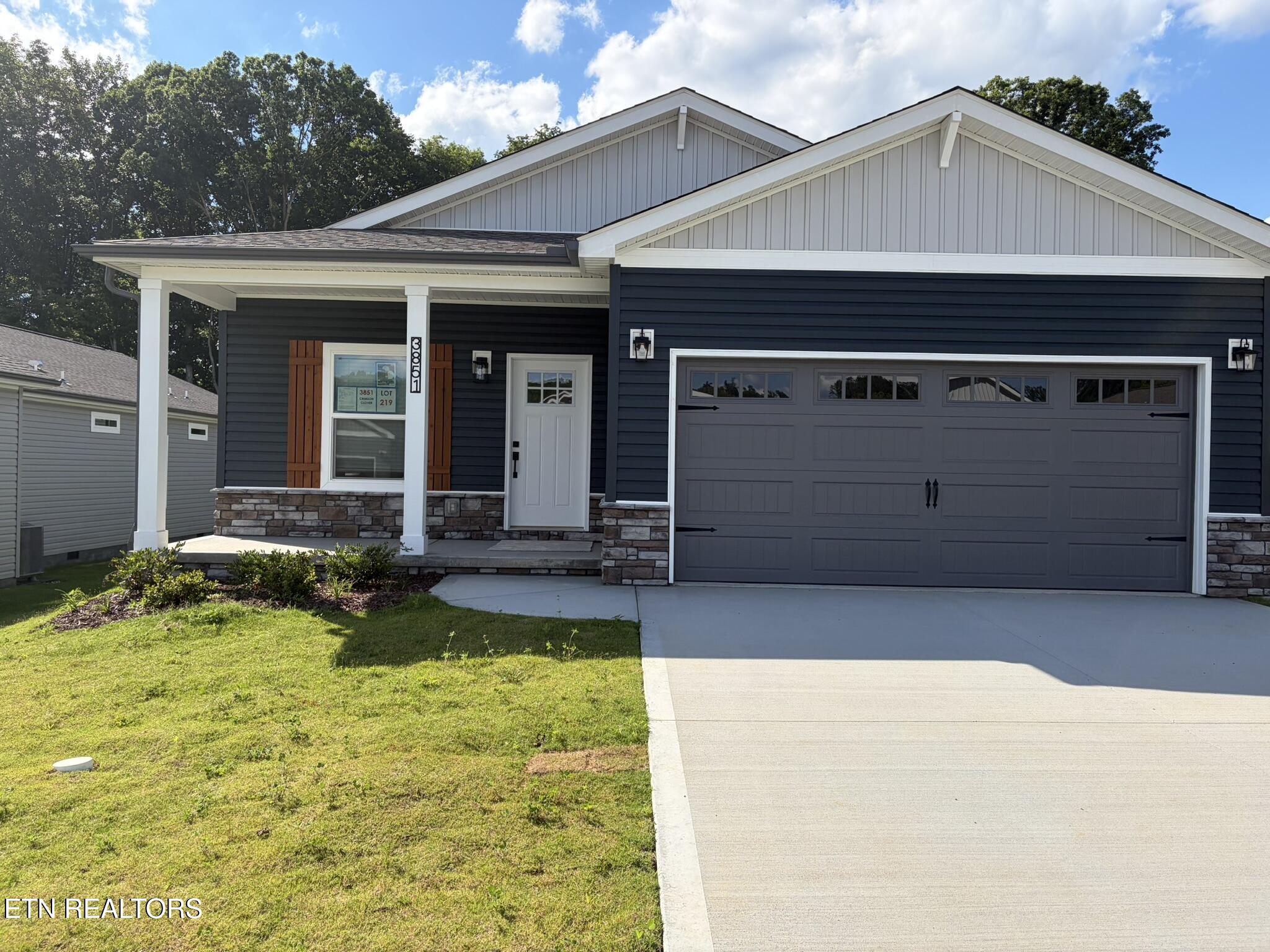 3851 Crimson Clover Lane Knoxville TN 37924