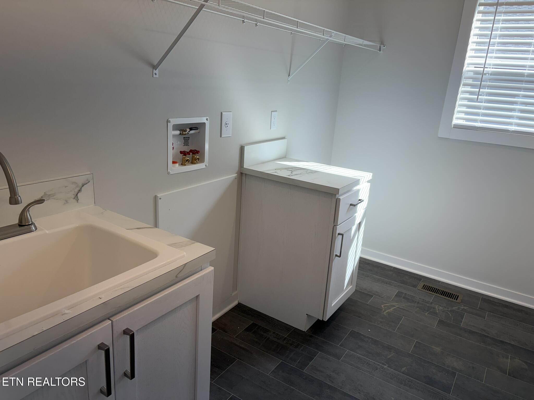 3851 Crimson Clover Lane Knoxville TN 37924