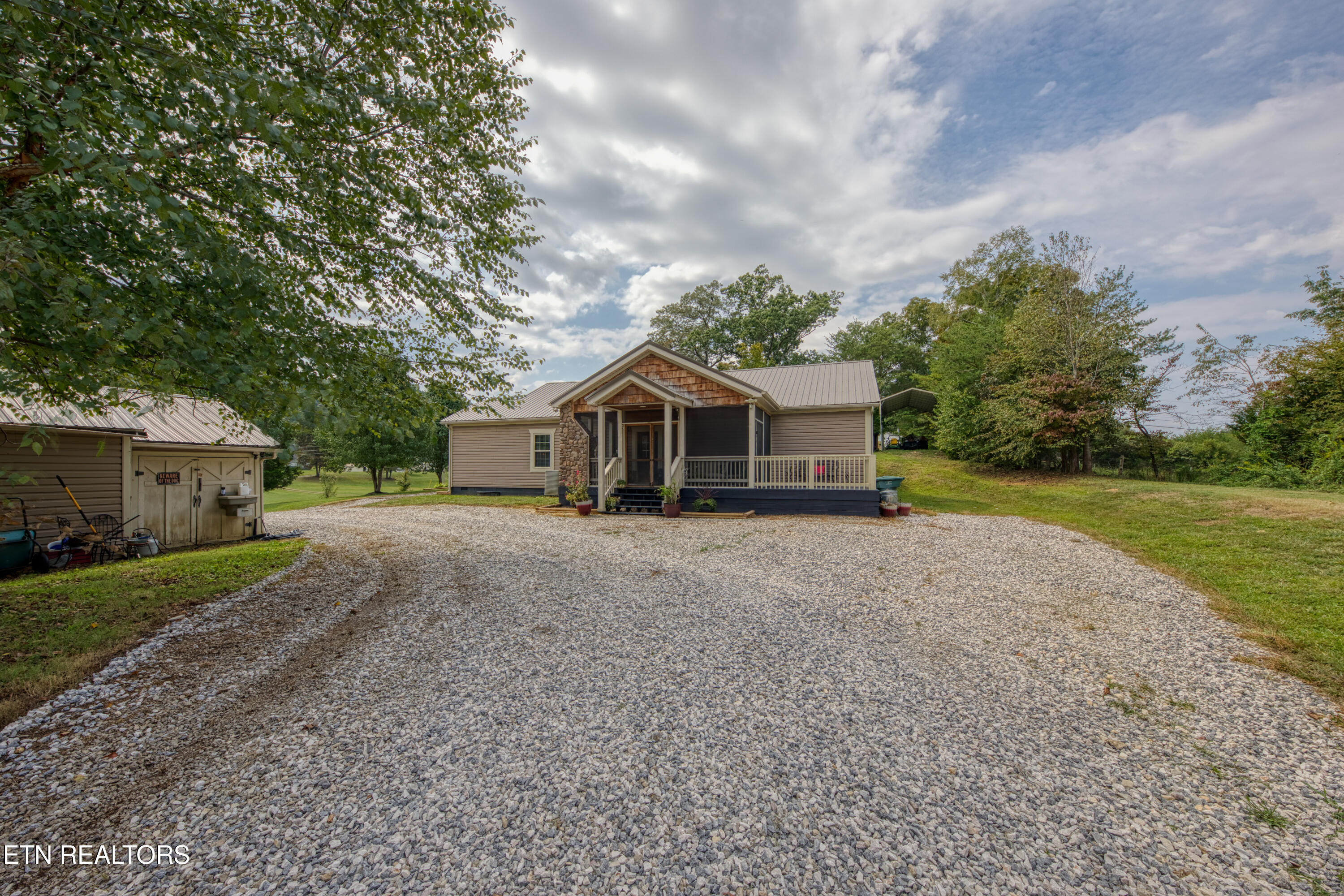 2307 Stock Creek Road Knoxville TN 37920