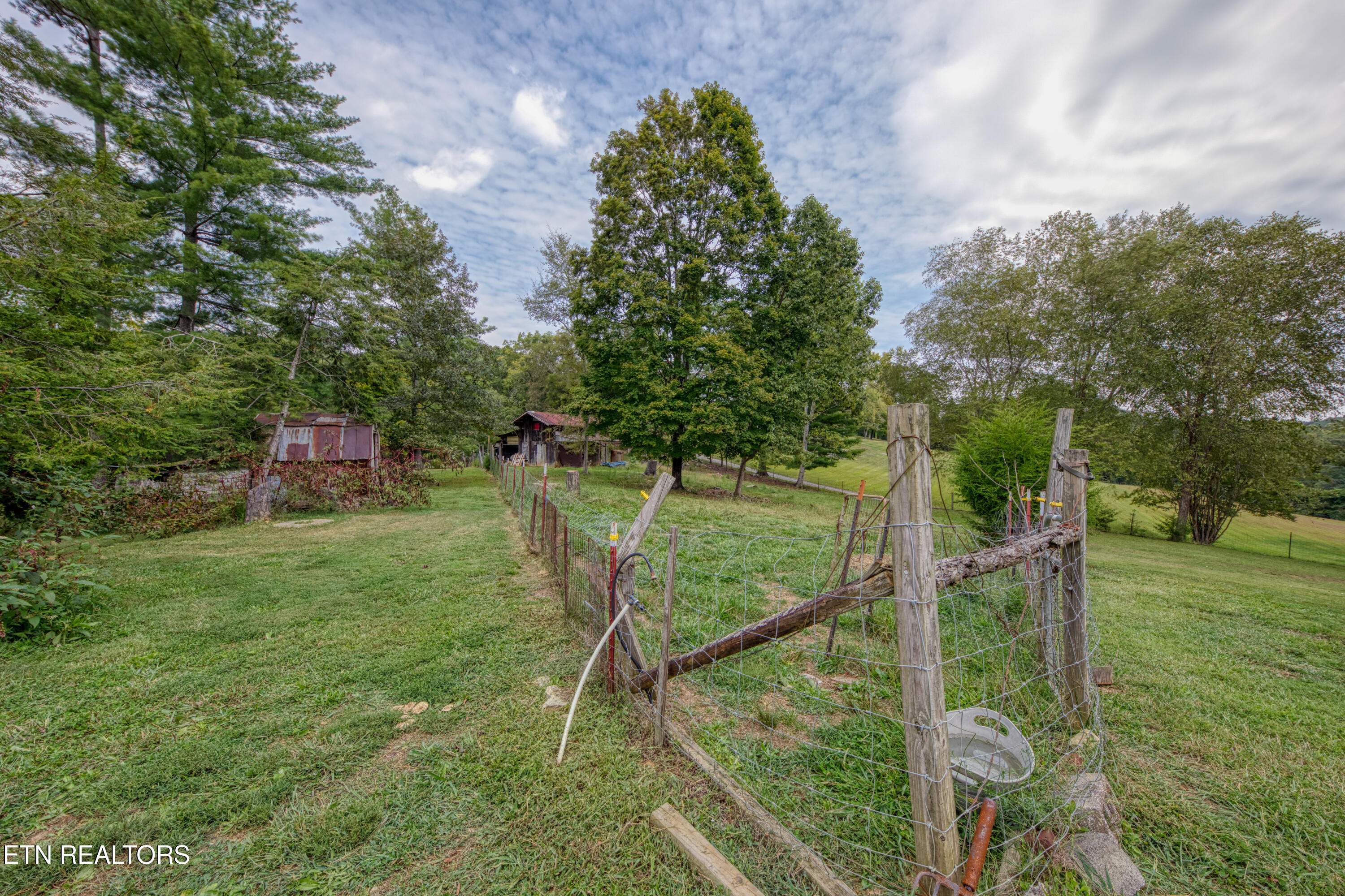 2307 Stock Creek Road Knoxville TN 37920