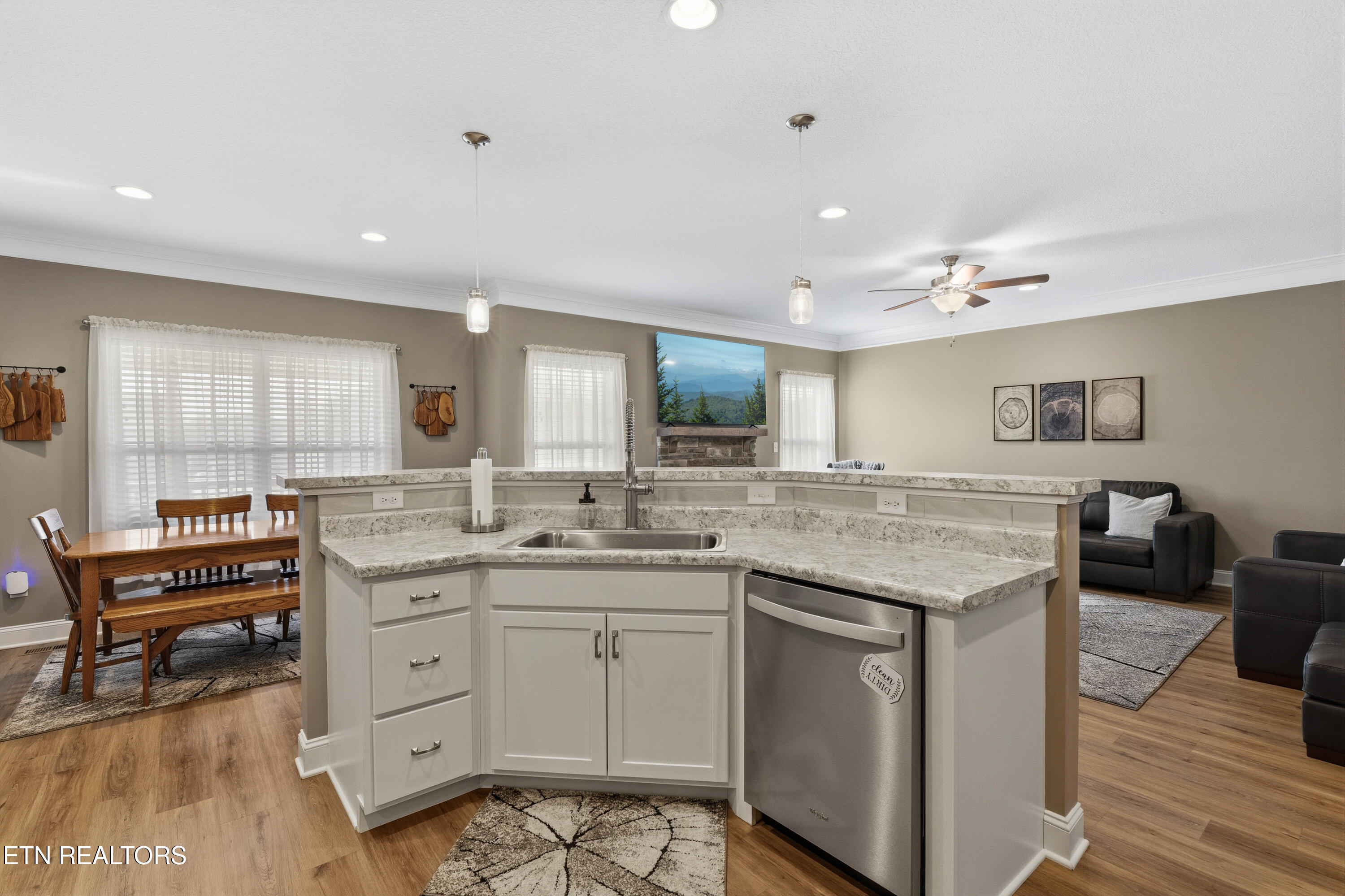 2159 Tributary Drive Sevierville TN 37876