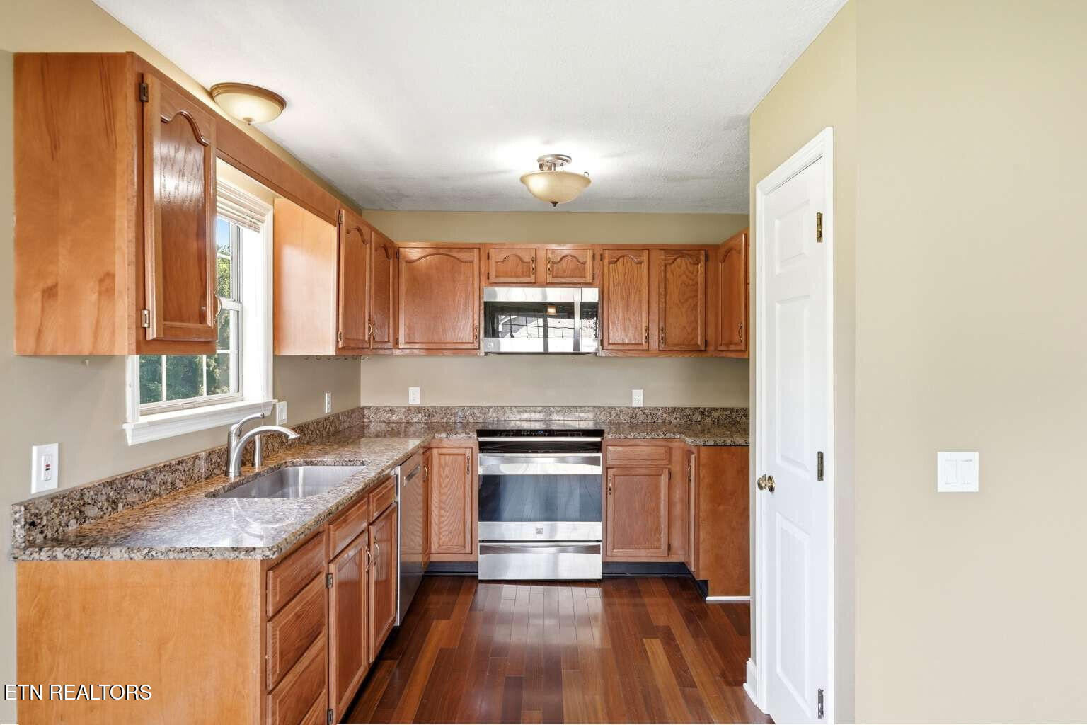 308 Silo Drive Lenoir City TN 37772
