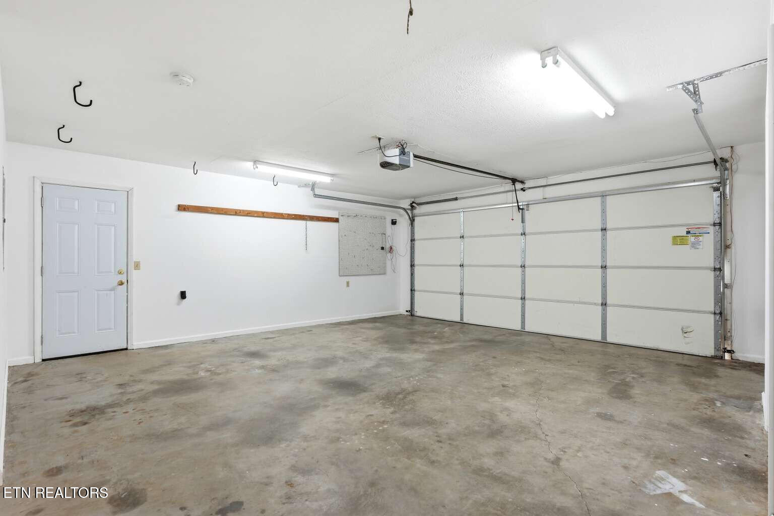 308 Silo Drive Lenoir City TN 37772