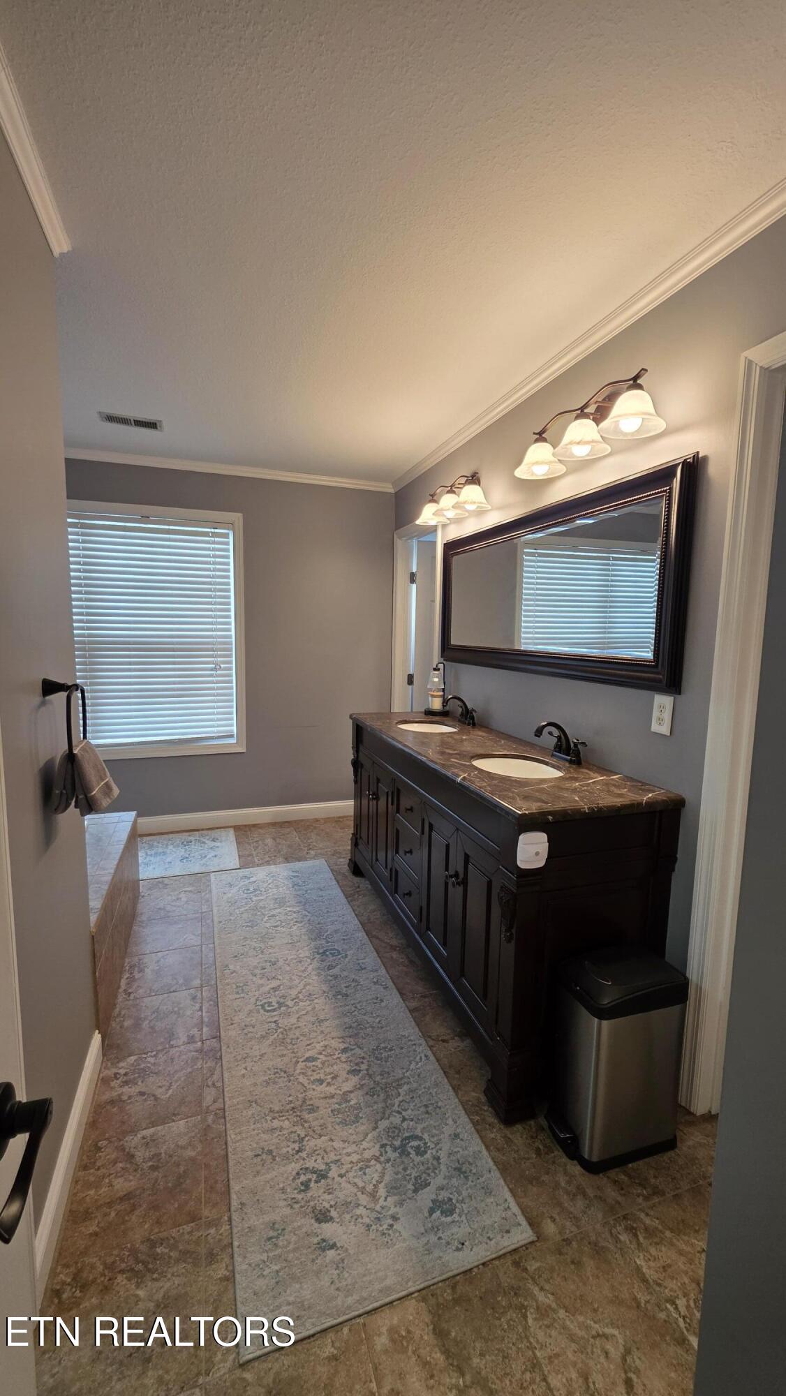 4942 Fragrant Cloud Lane Knoxville TN 37918