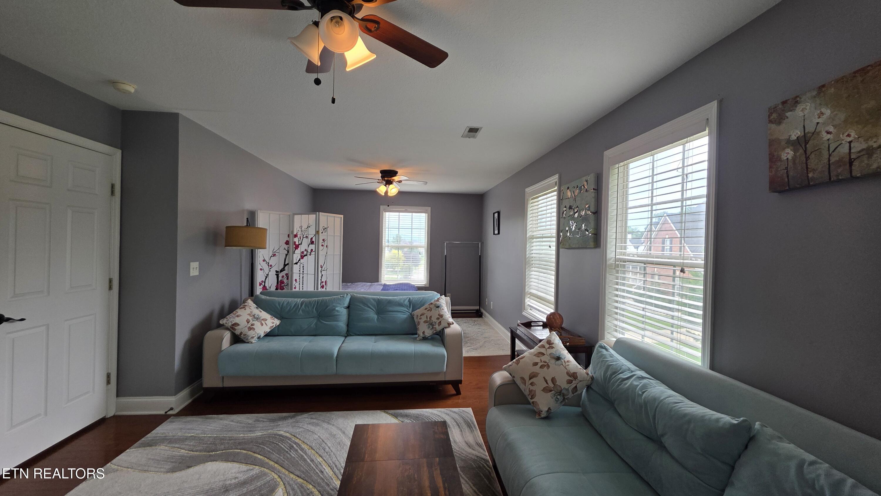 4942 Fragrant Cloud Lane Knoxville TN 37918