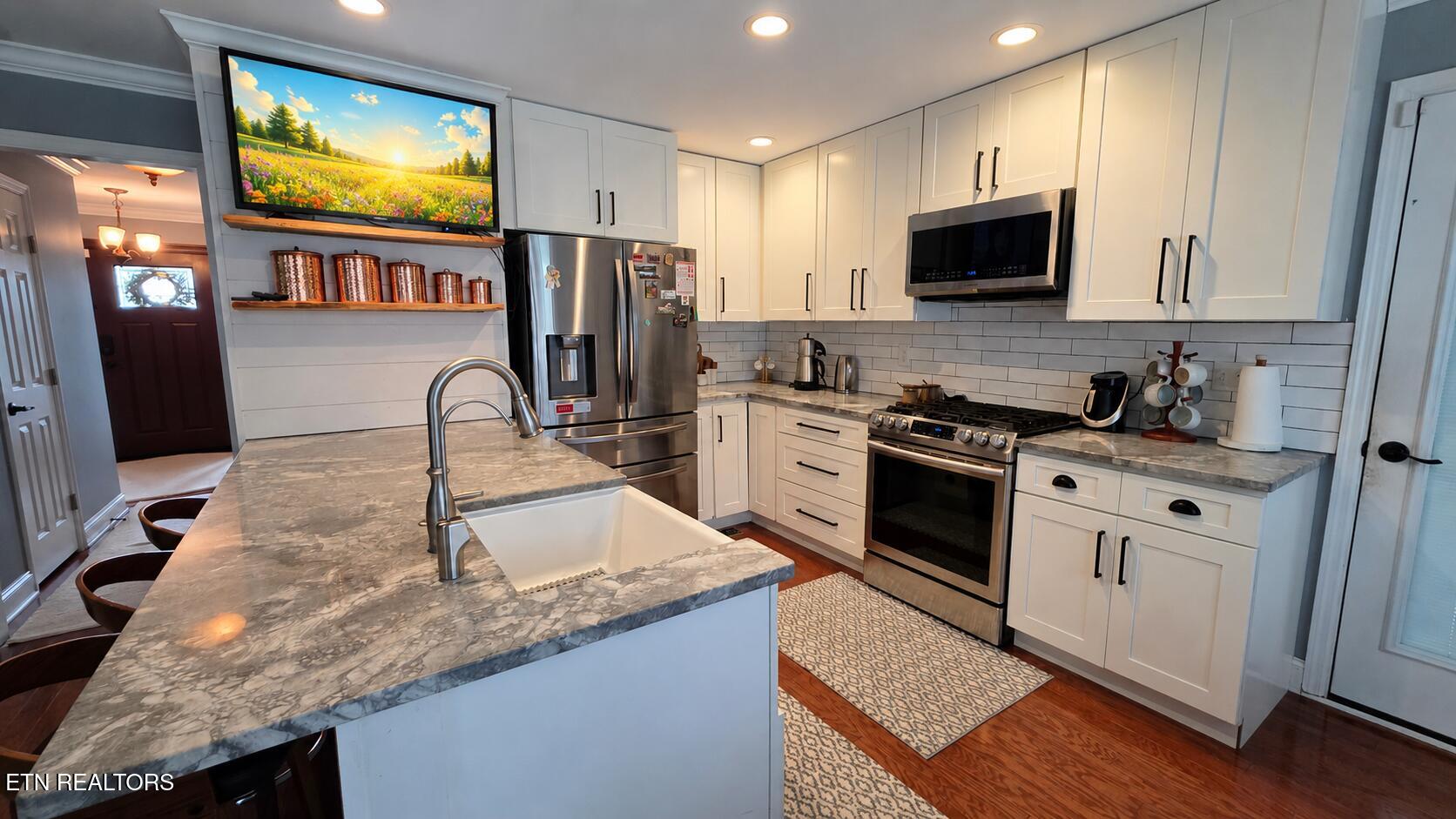 4942 Fragrant Cloud Lane Knoxville TN 37918