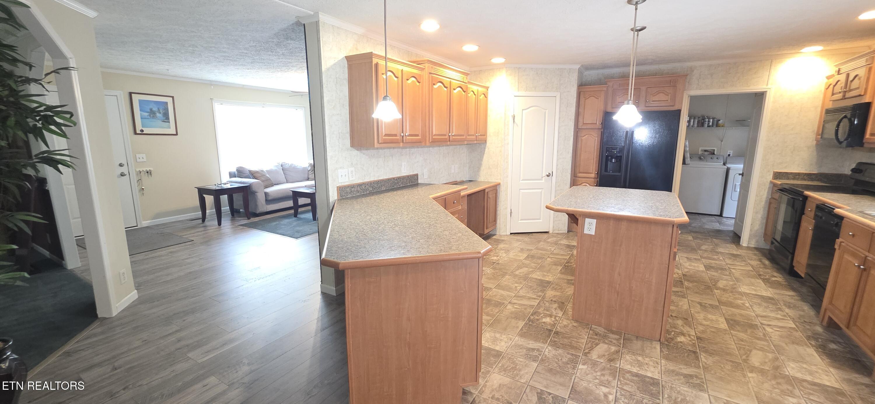 236 Loggers Lane Clinton TN 37716