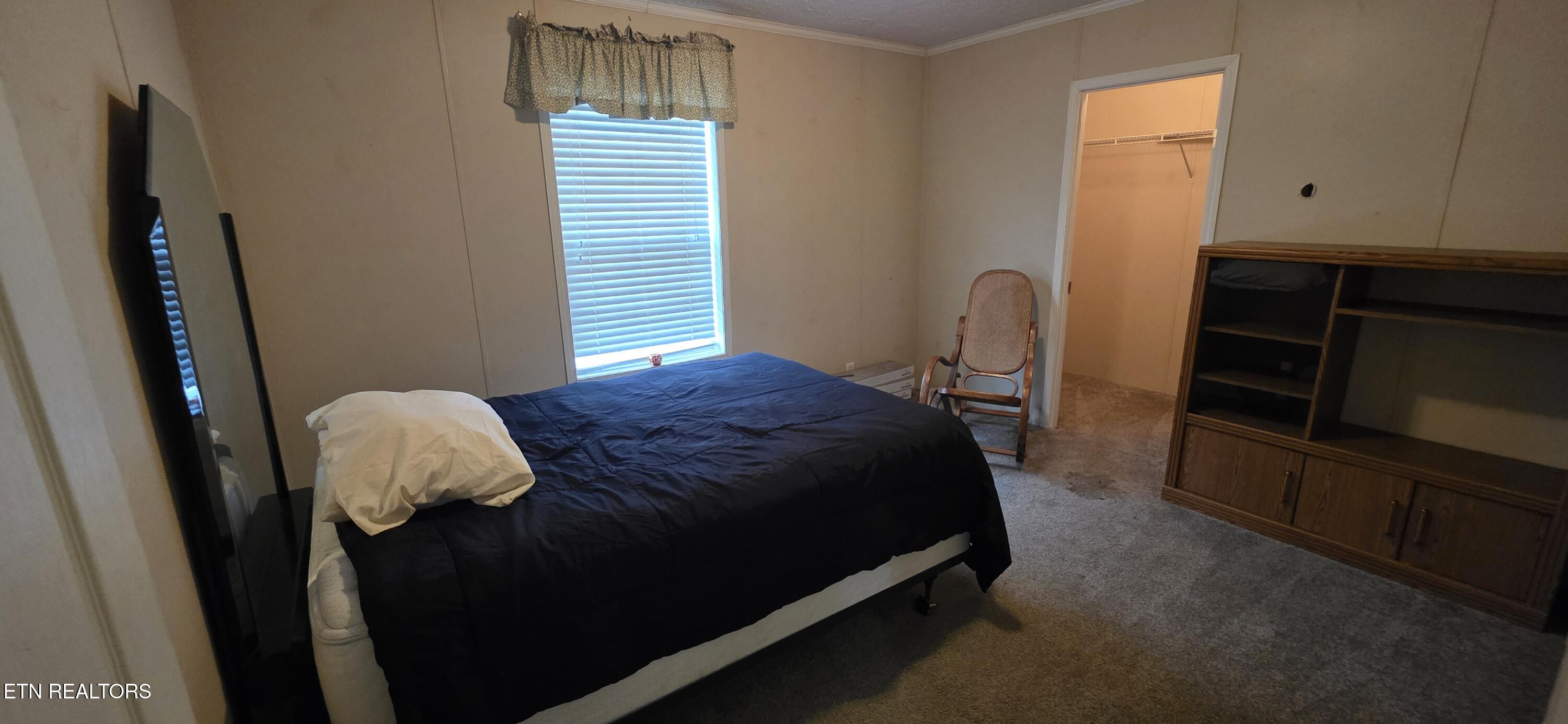 236 Loggers Lane Clinton TN 37716