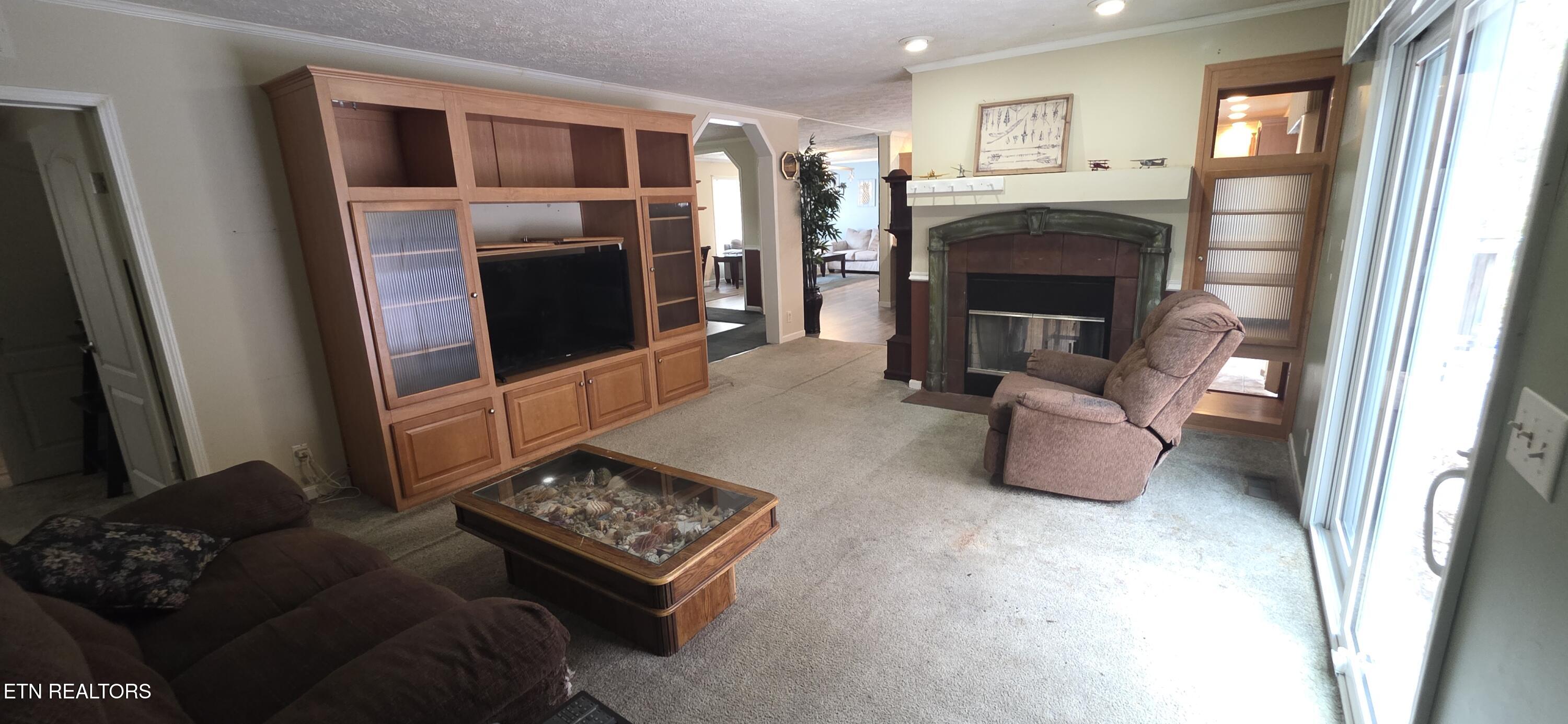 236 Loggers Lane Clinton TN 37716