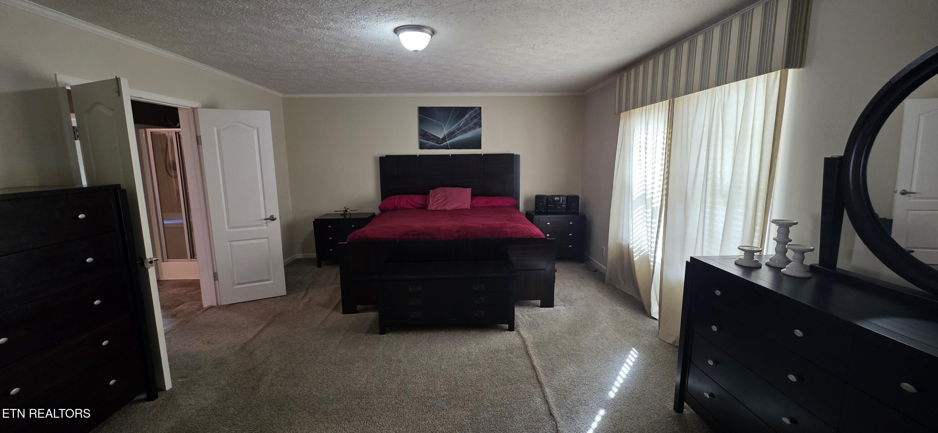 236 Loggers Lane Clinton TN 37716