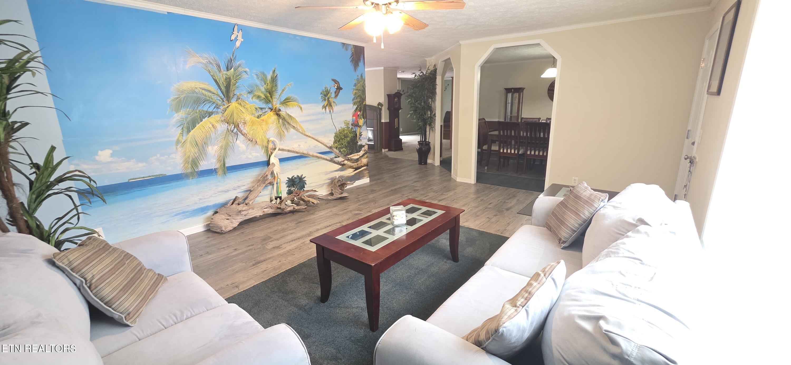 236 Loggers Lane Clinton TN 37716