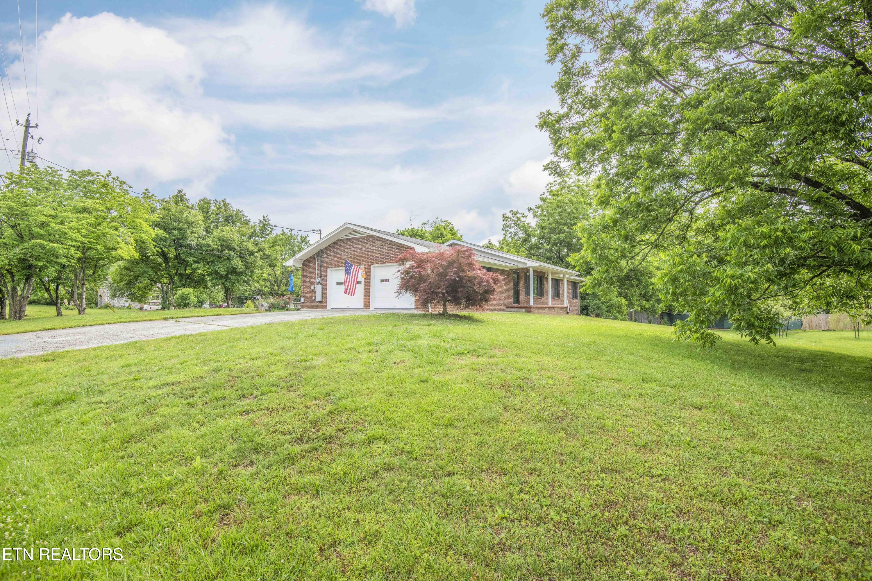 2440 Vincinda Circle Knoxville TN 37924