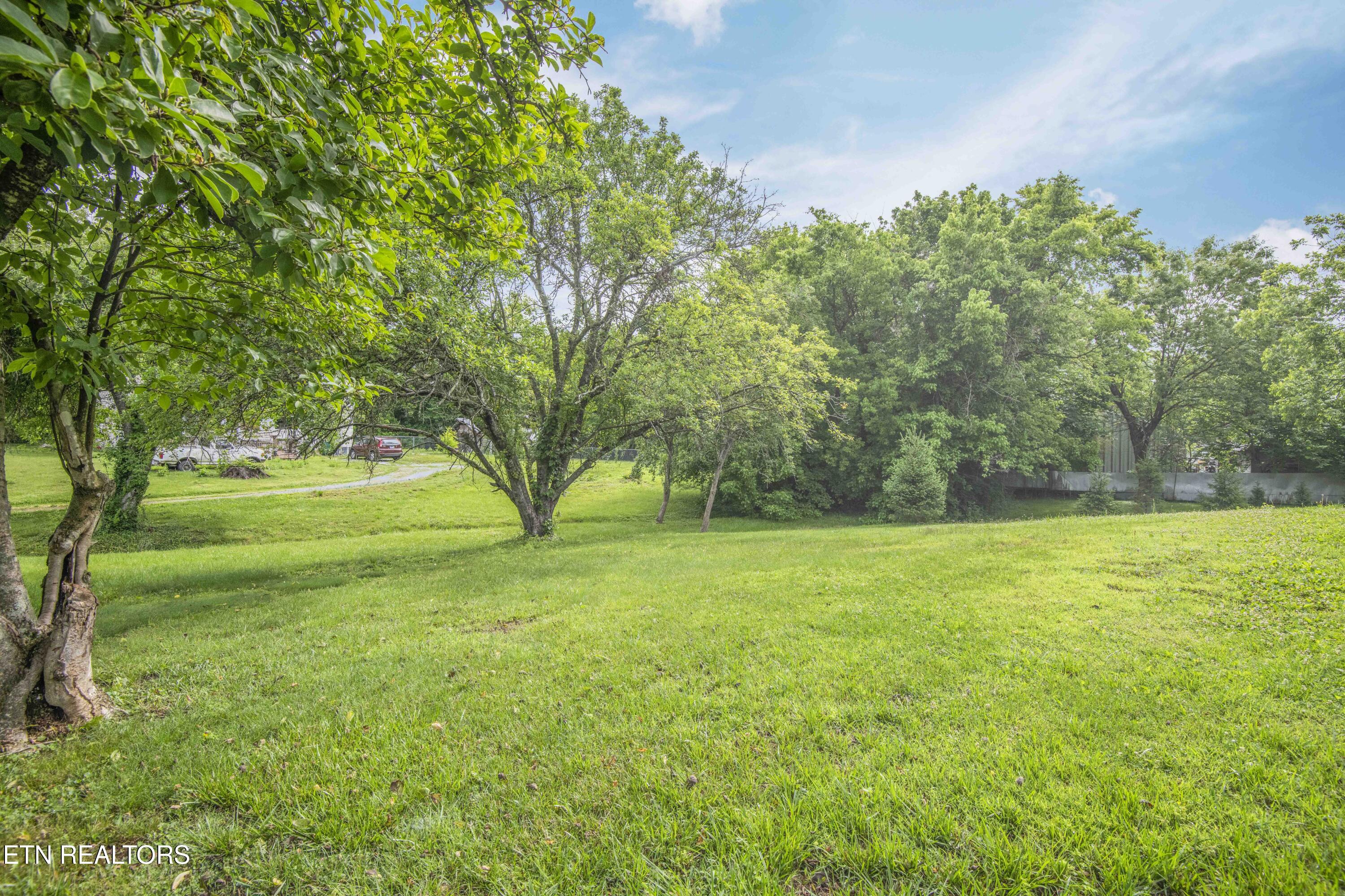 2440 Vincinda Circle Knoxville TN 37924