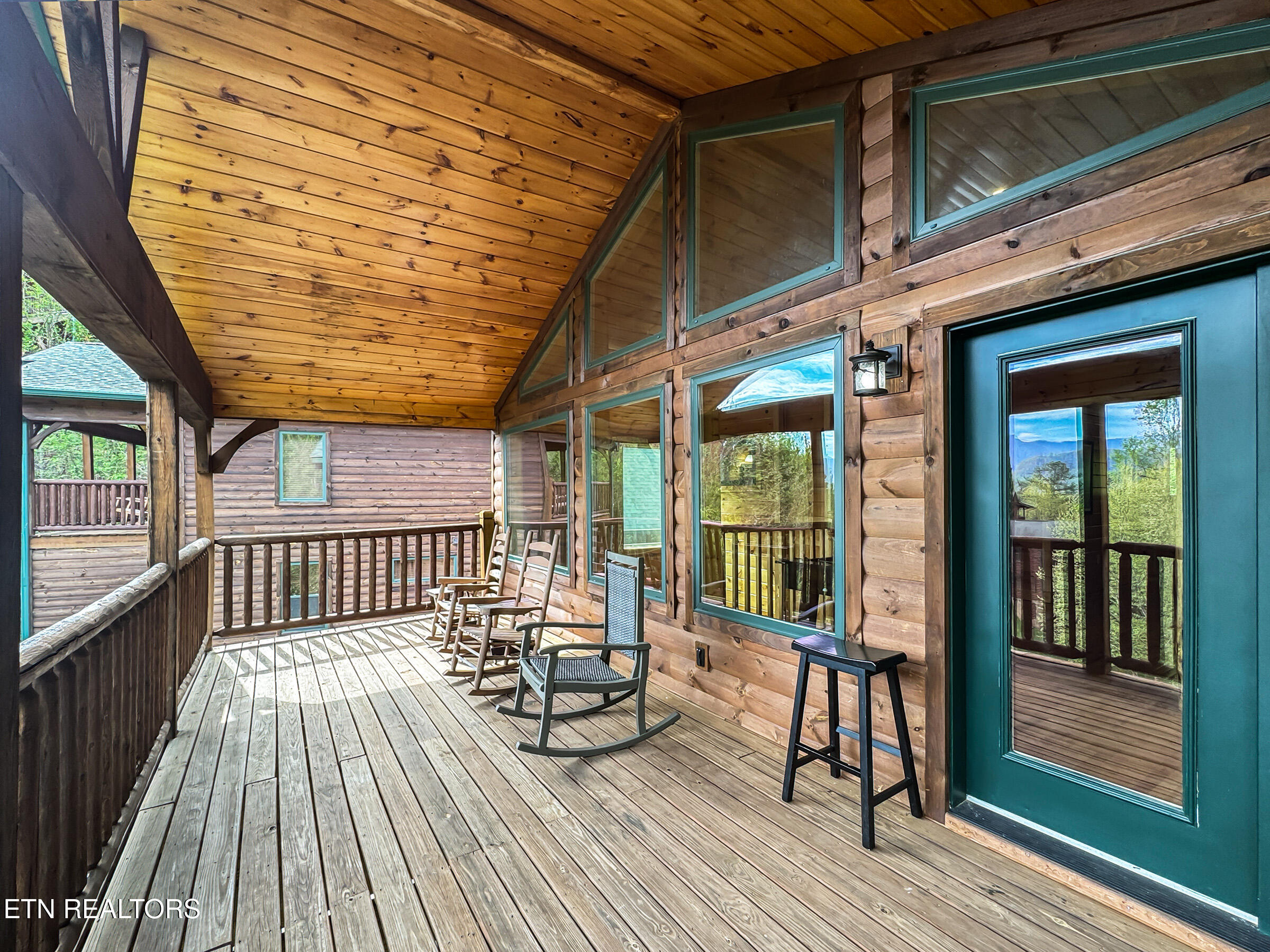 714 Mountain Stream Way Gatlinburg TN 37738