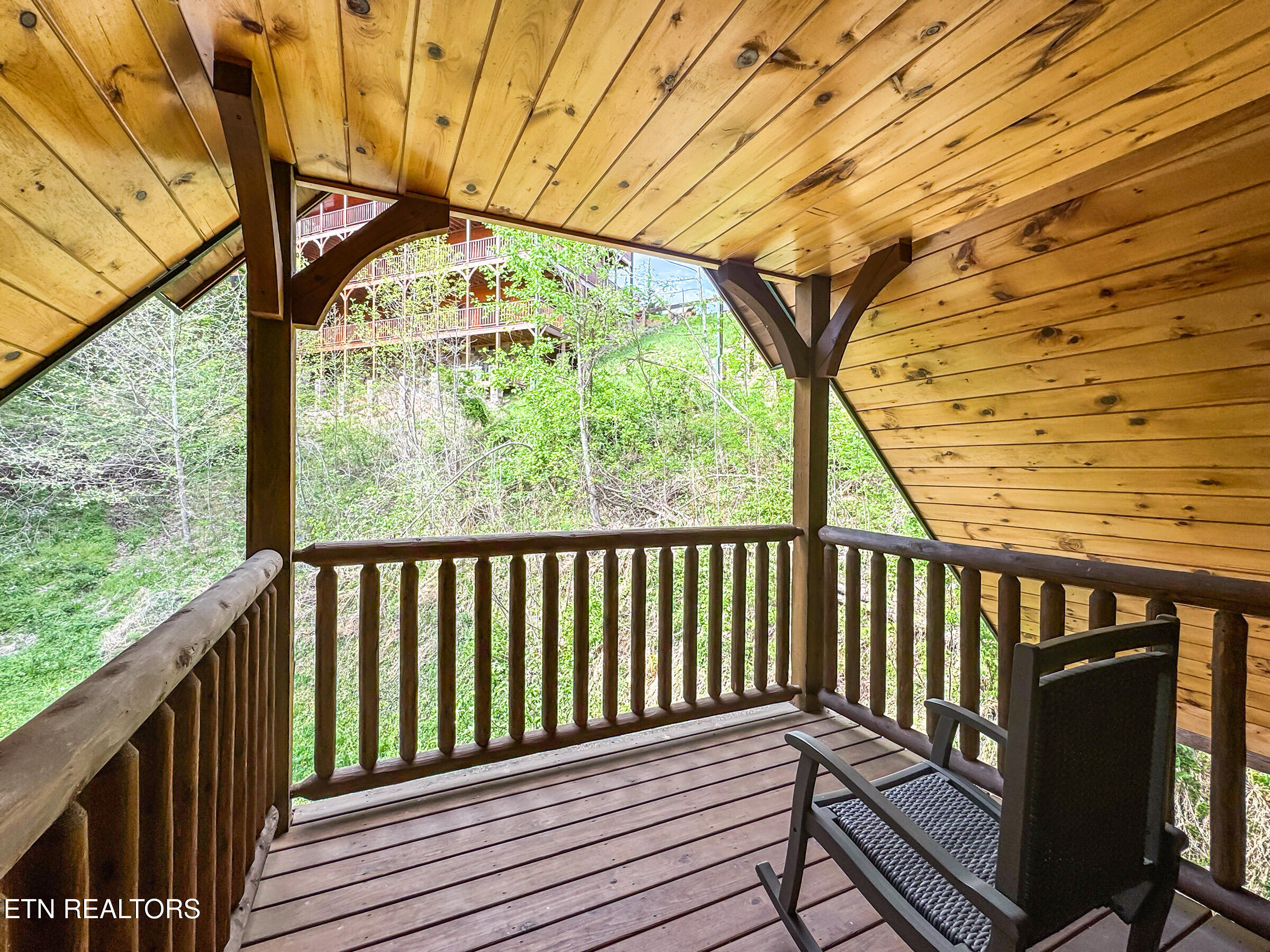714 Mountain Stream Way Gatlinburg TN 37738