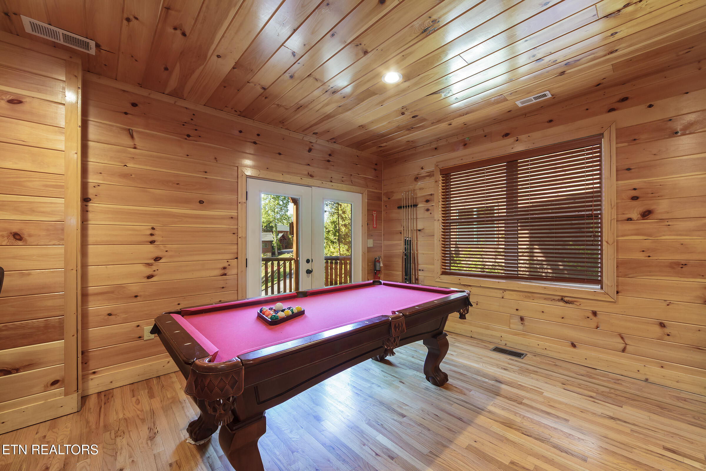 714 Mountain Stream Way Gatlinburg TN 37738