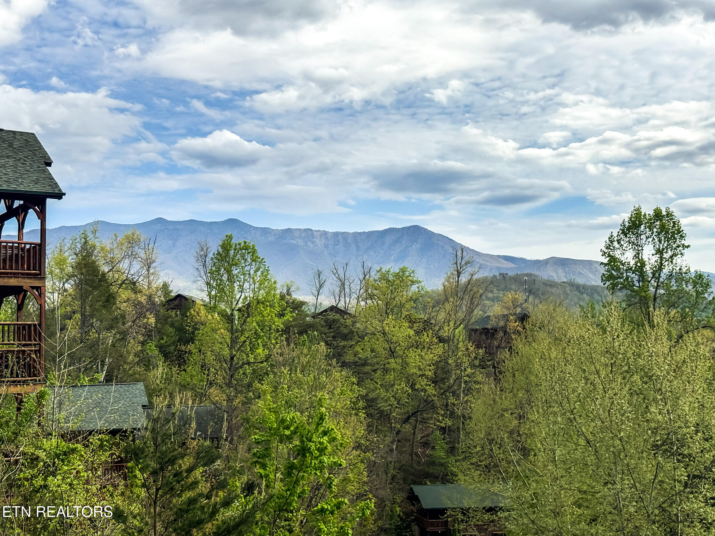 714 Mountain Stream Way Gatlinburg TN 37738