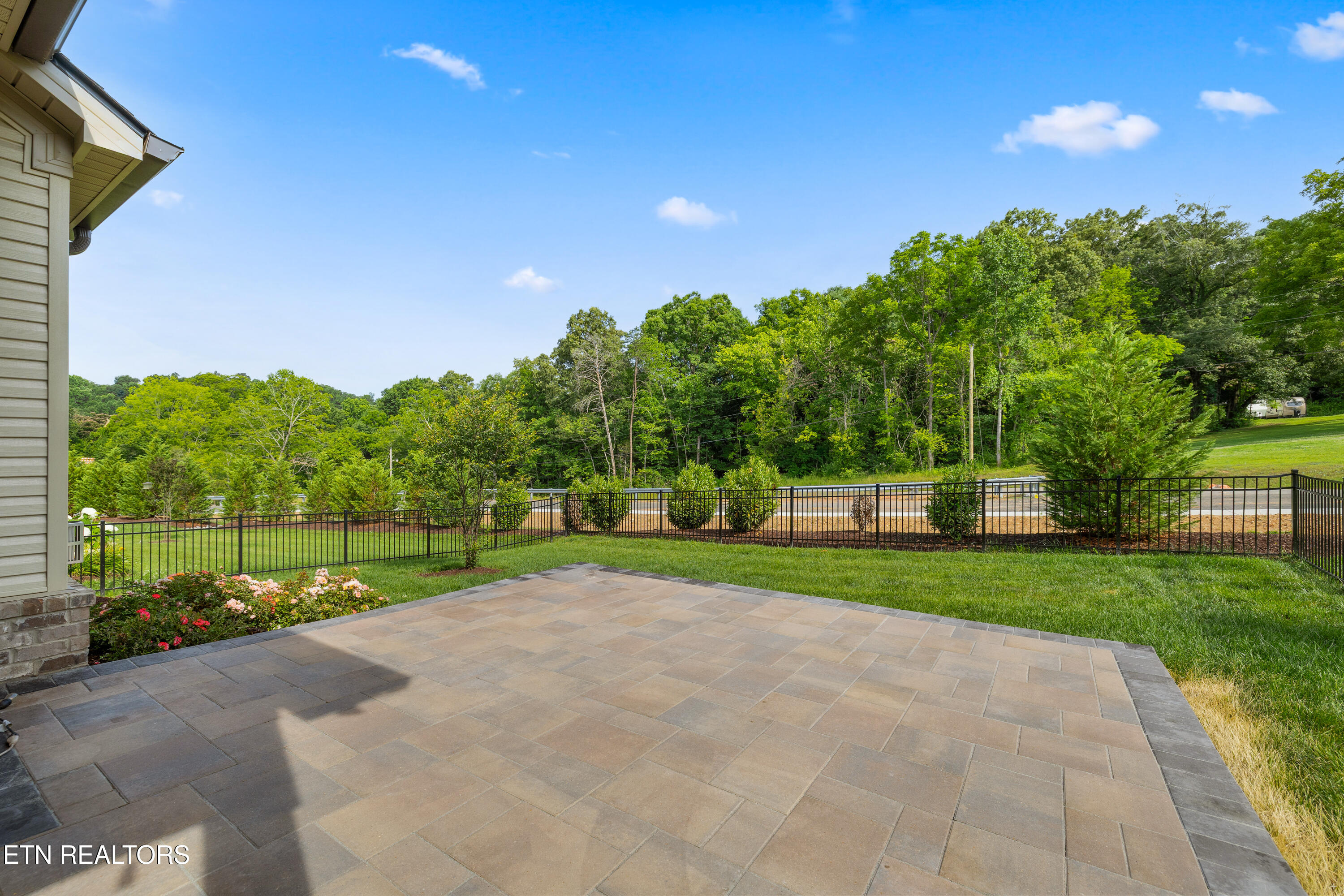 10129 Songbird Lane Knoxville TN 37931
