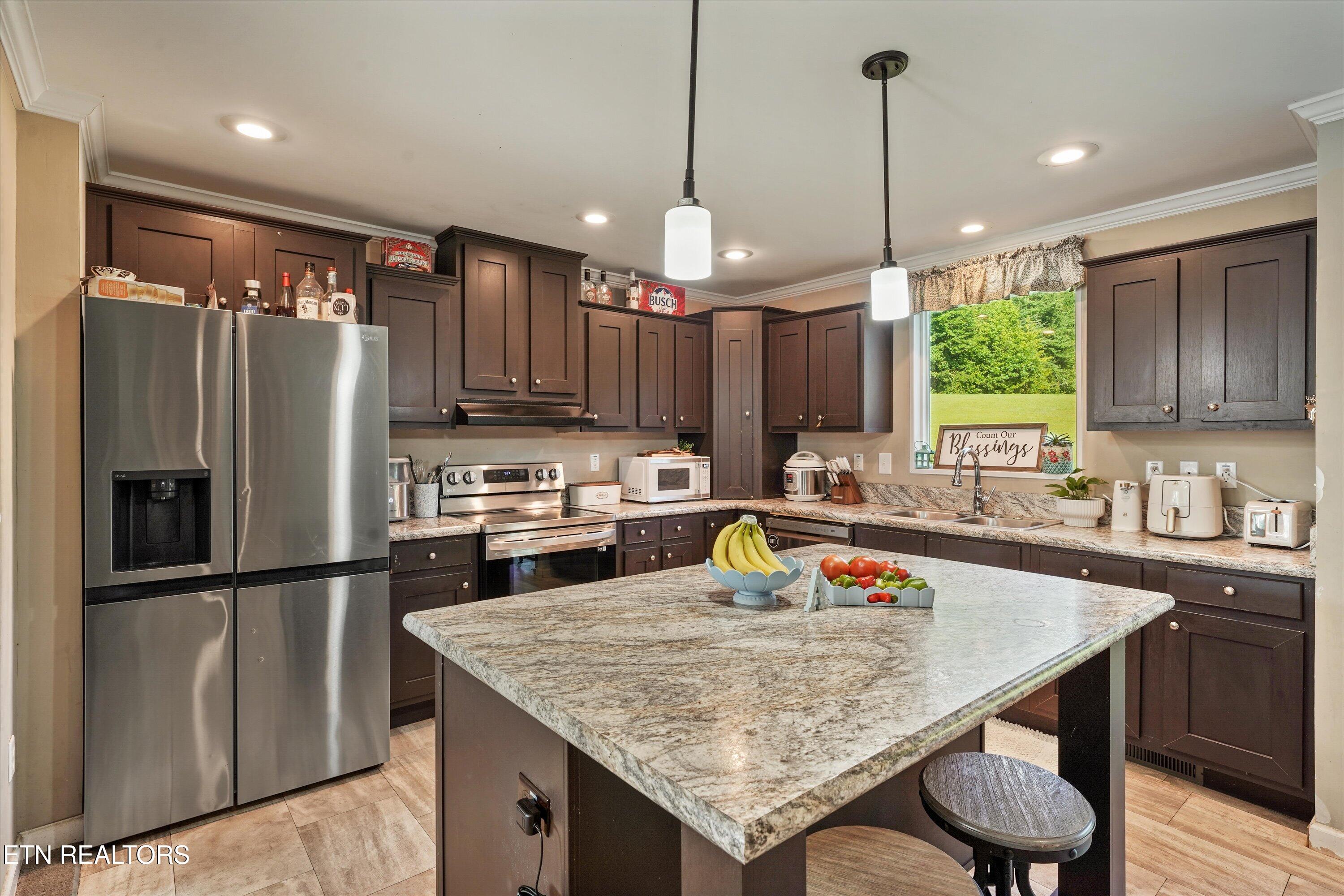 5615 Big Sandy Road Philadelphia TN 37846