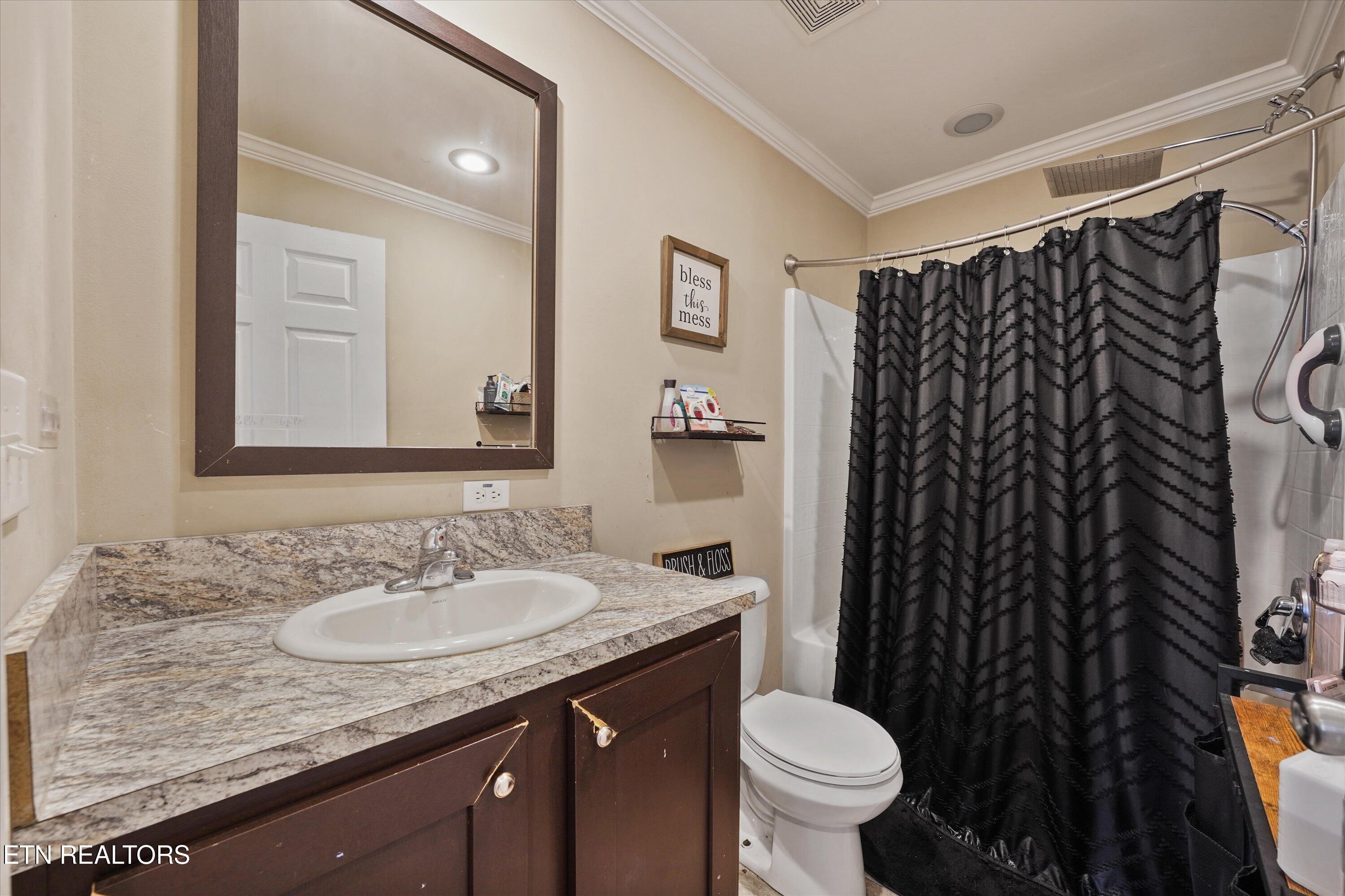 5615 Big Sandy Road Philadelphia TN 37846