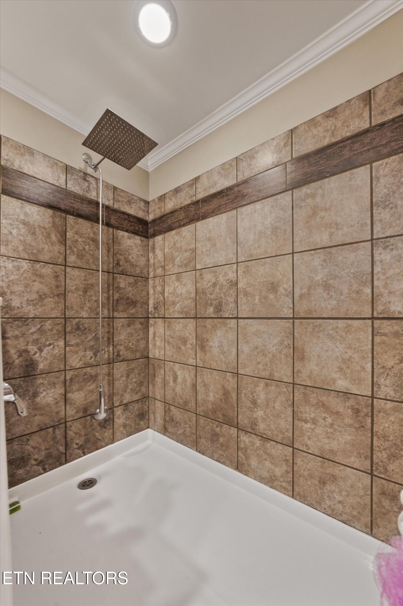 5615 Big Sandy Road Philadelphia TN 37846