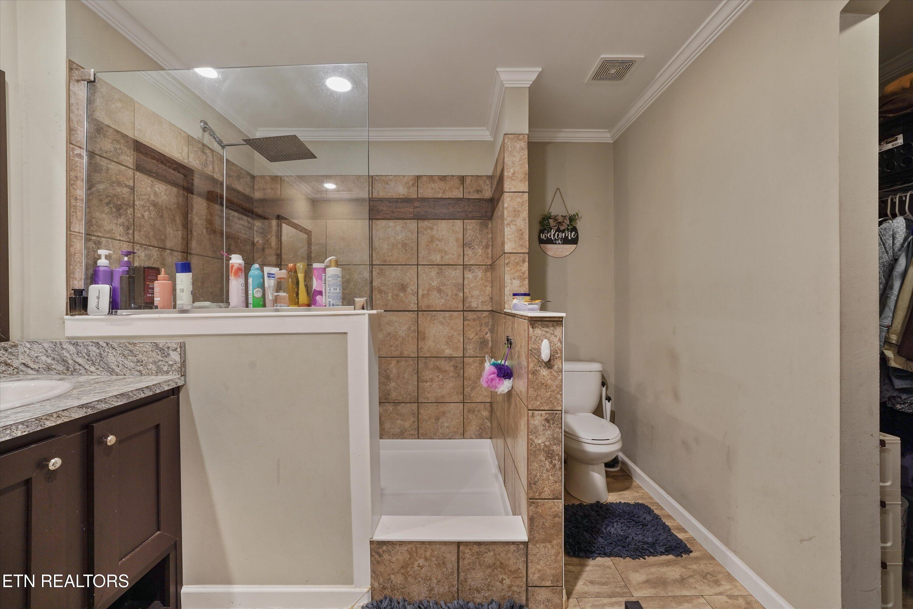 5615 Big Sandy Road Philadelphia TN 37846
