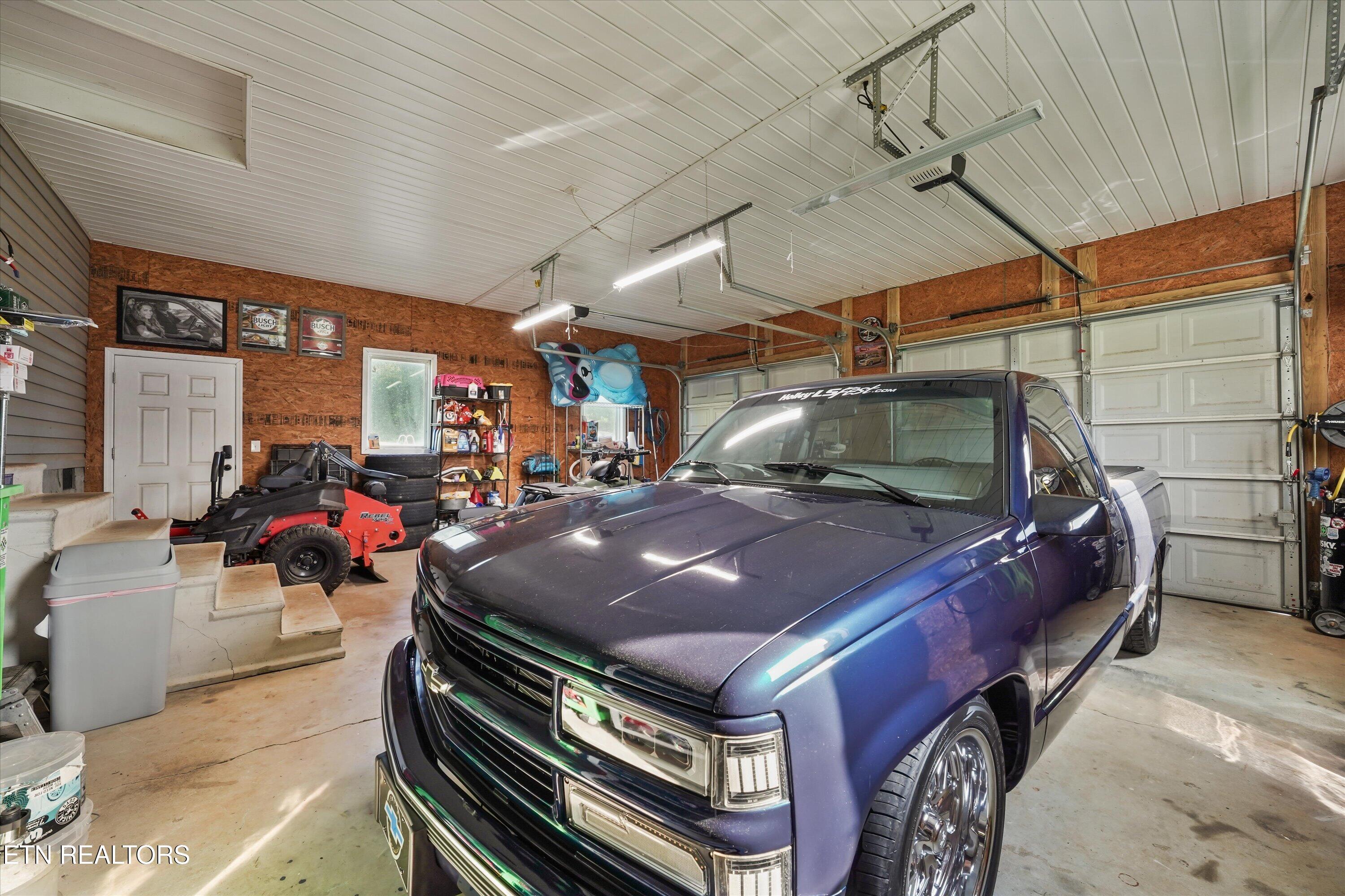 5615 Big Sandy Road Philadelphia TN 37846