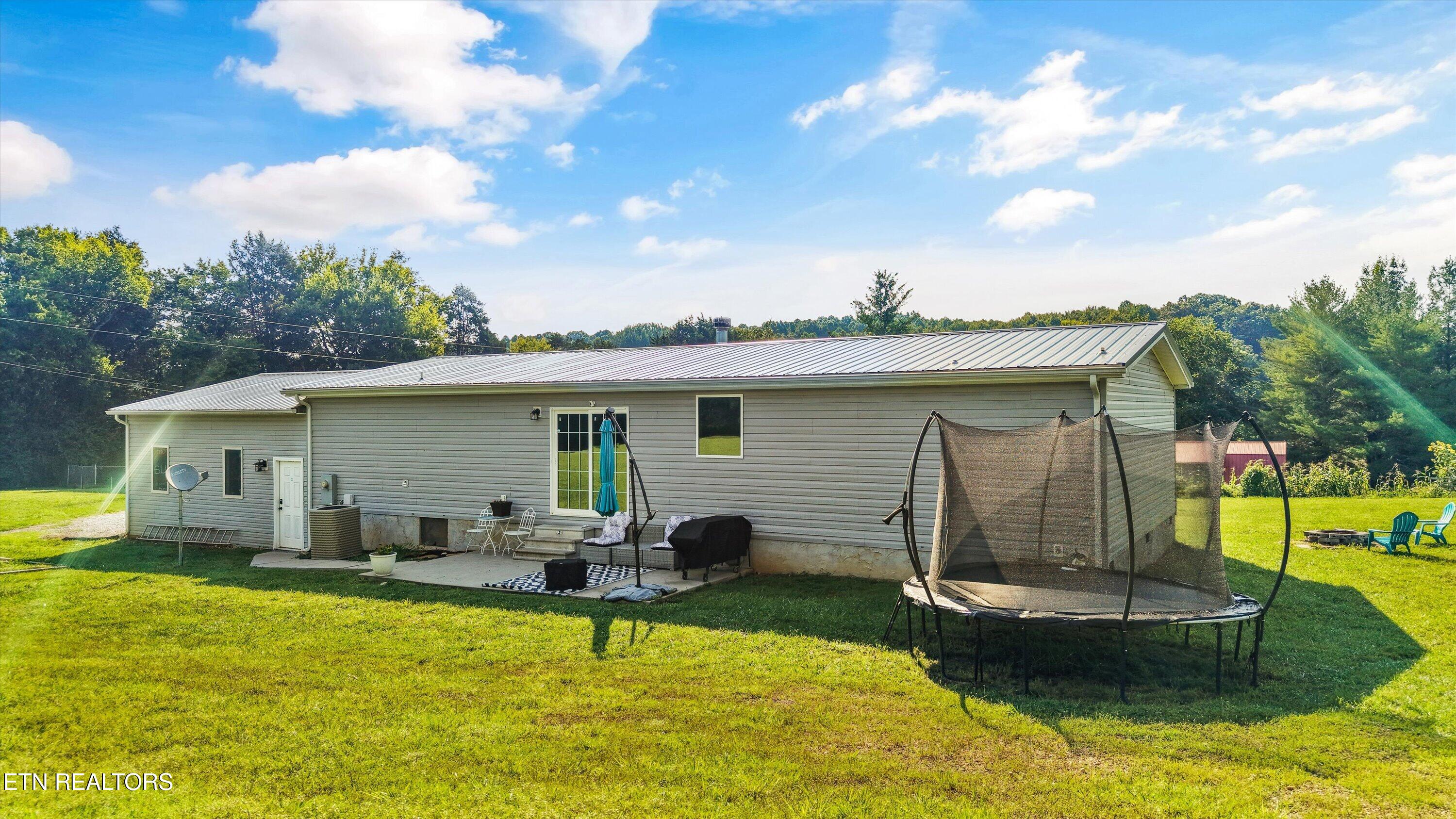 5615 Big Sandy Road Philadelphia TN 37846
