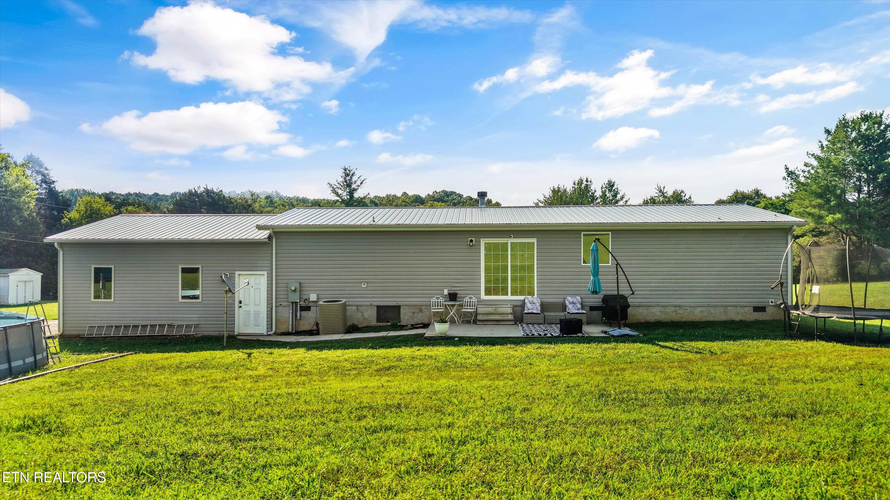 5615 Big Sandy Road Philadelphia TN 37846