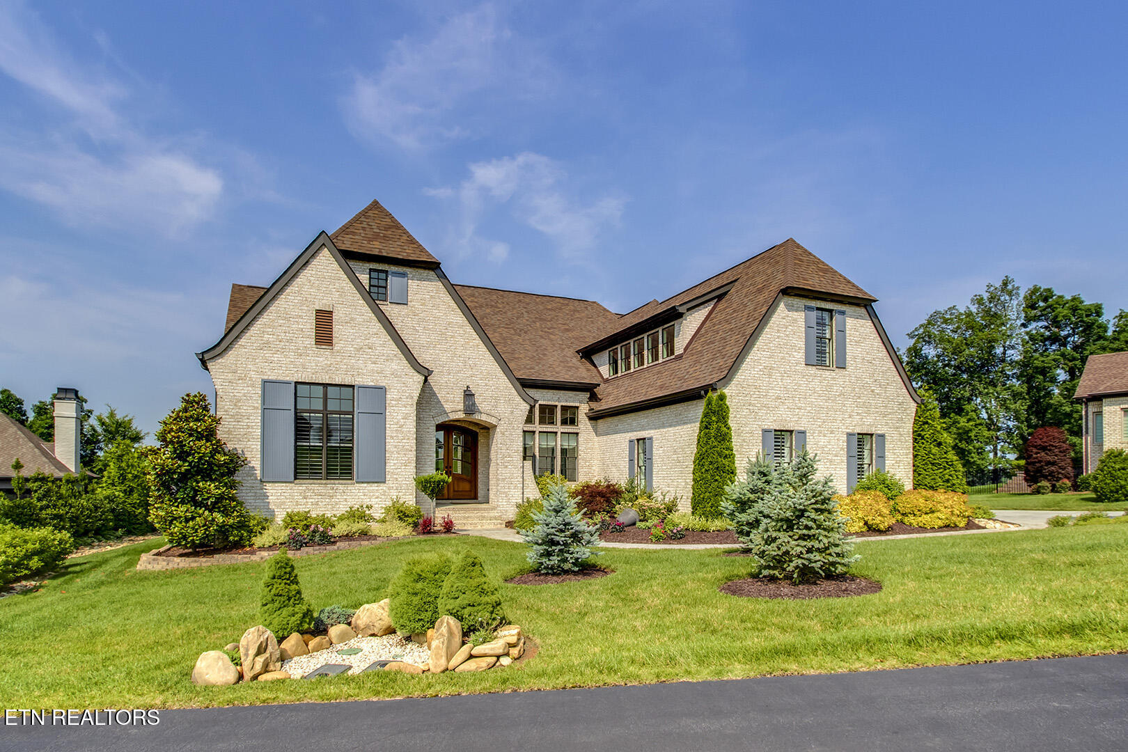 1270 Shadow Hill Drive Lenoir City TN 37772