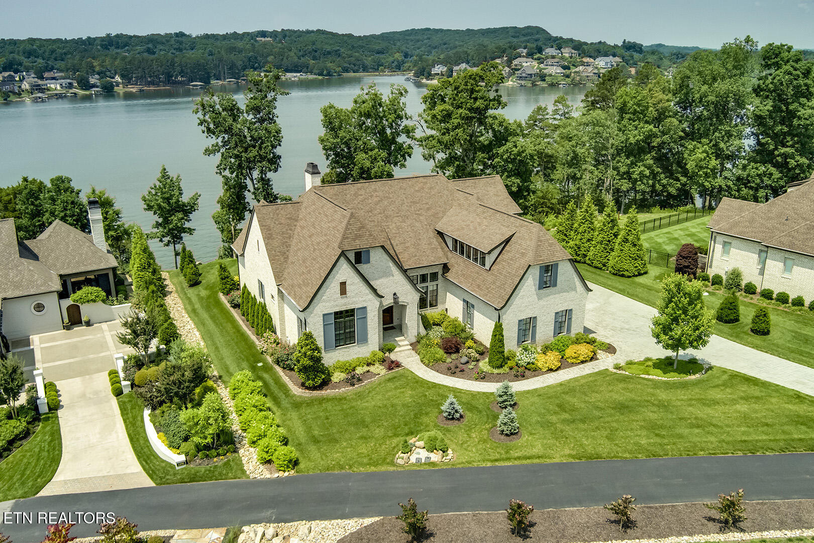 1270 Shadow Hill Drive Lenoir City TN 37772