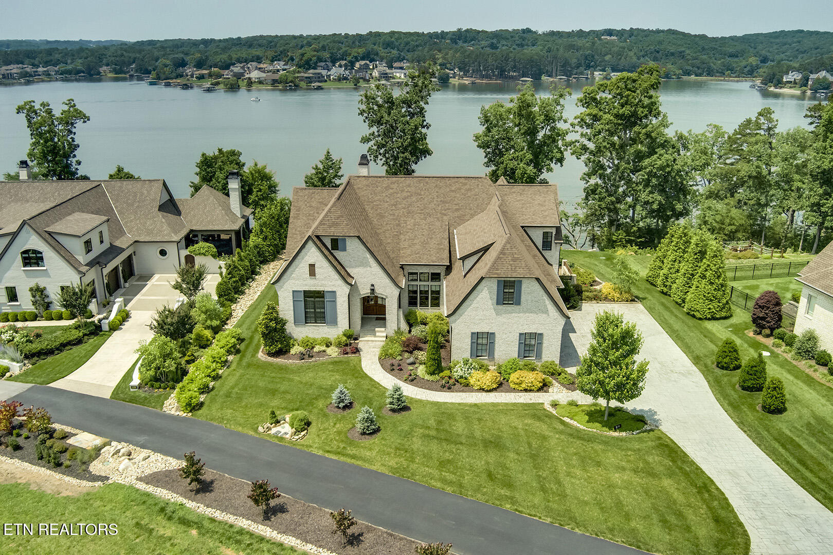 1270 Shadow Hill Drive Lenoir City TN 37772