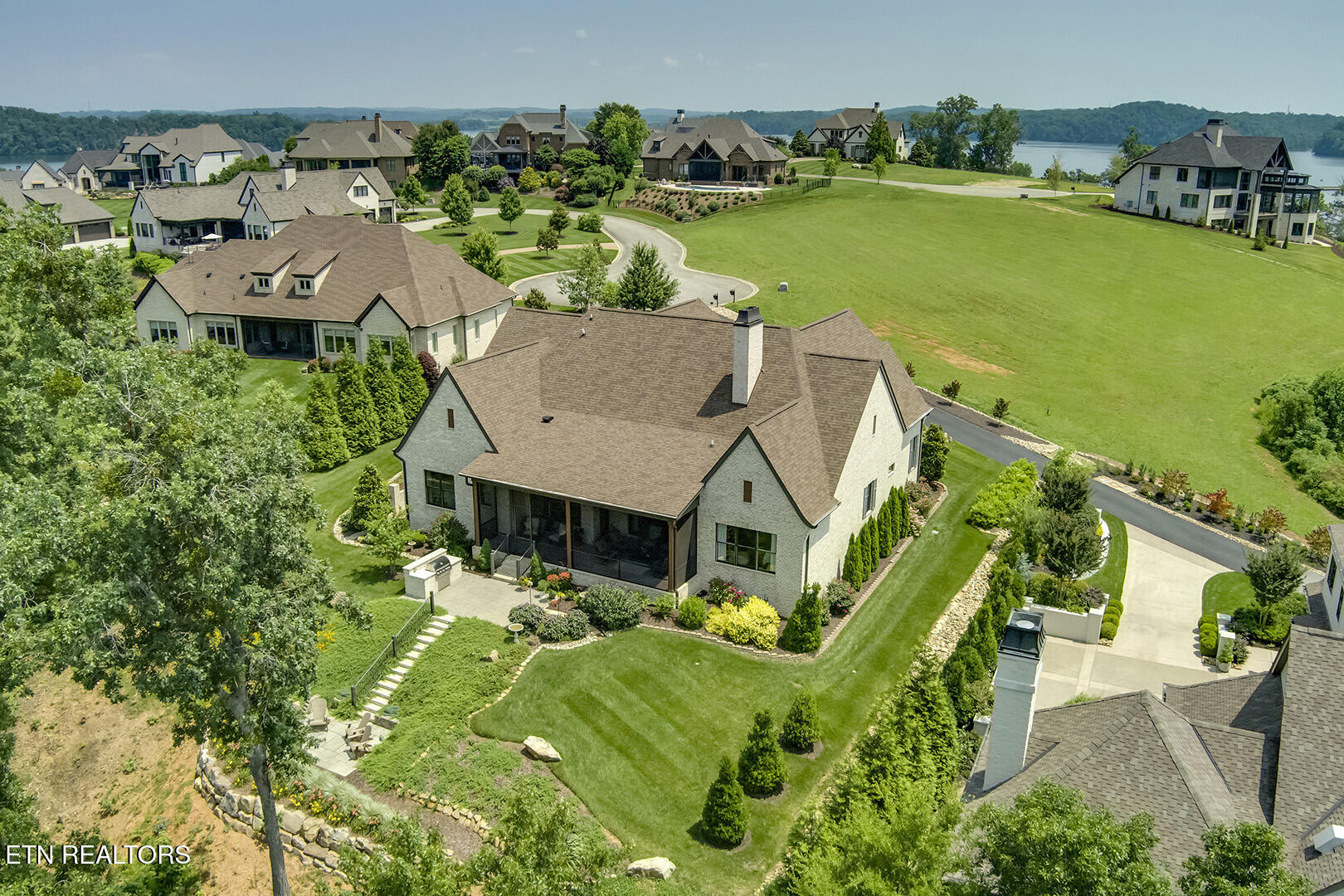 1270 Shadow Hill Drive Lenoir City TN 37772