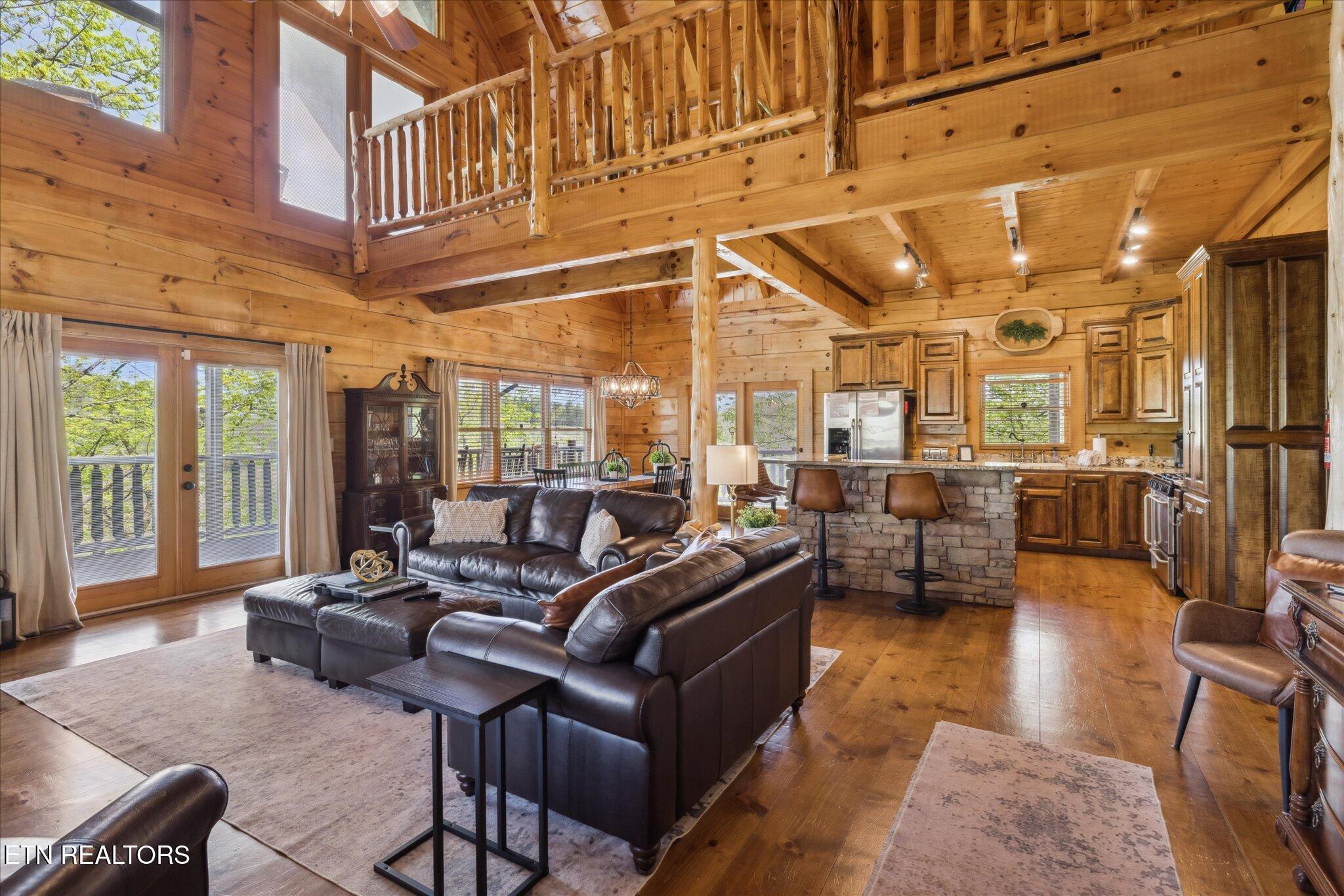3206 Falling Leaf Way Pigeon Forge TN 37863
