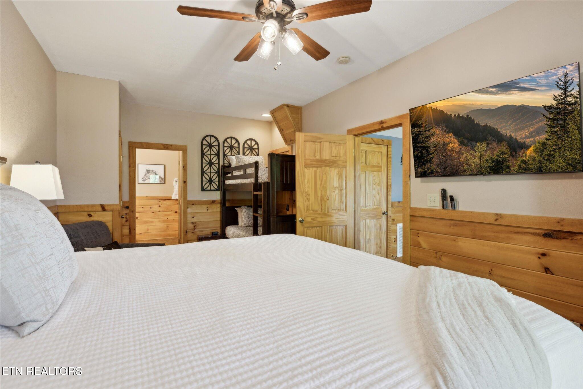 3206 Falling Leaf Way Pigeon Forge TN 37863