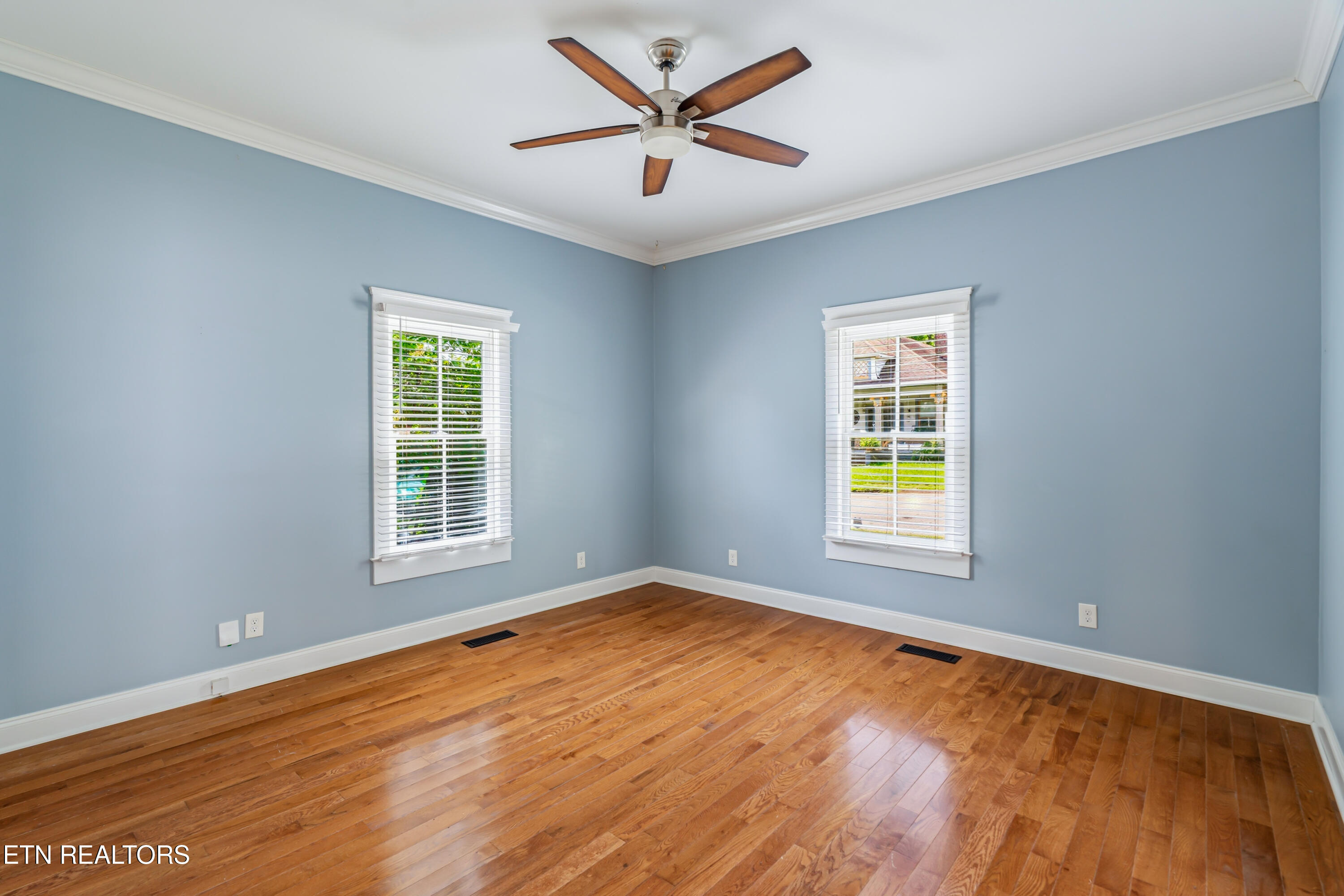 217 Leonard Place Knoxville TN 37917