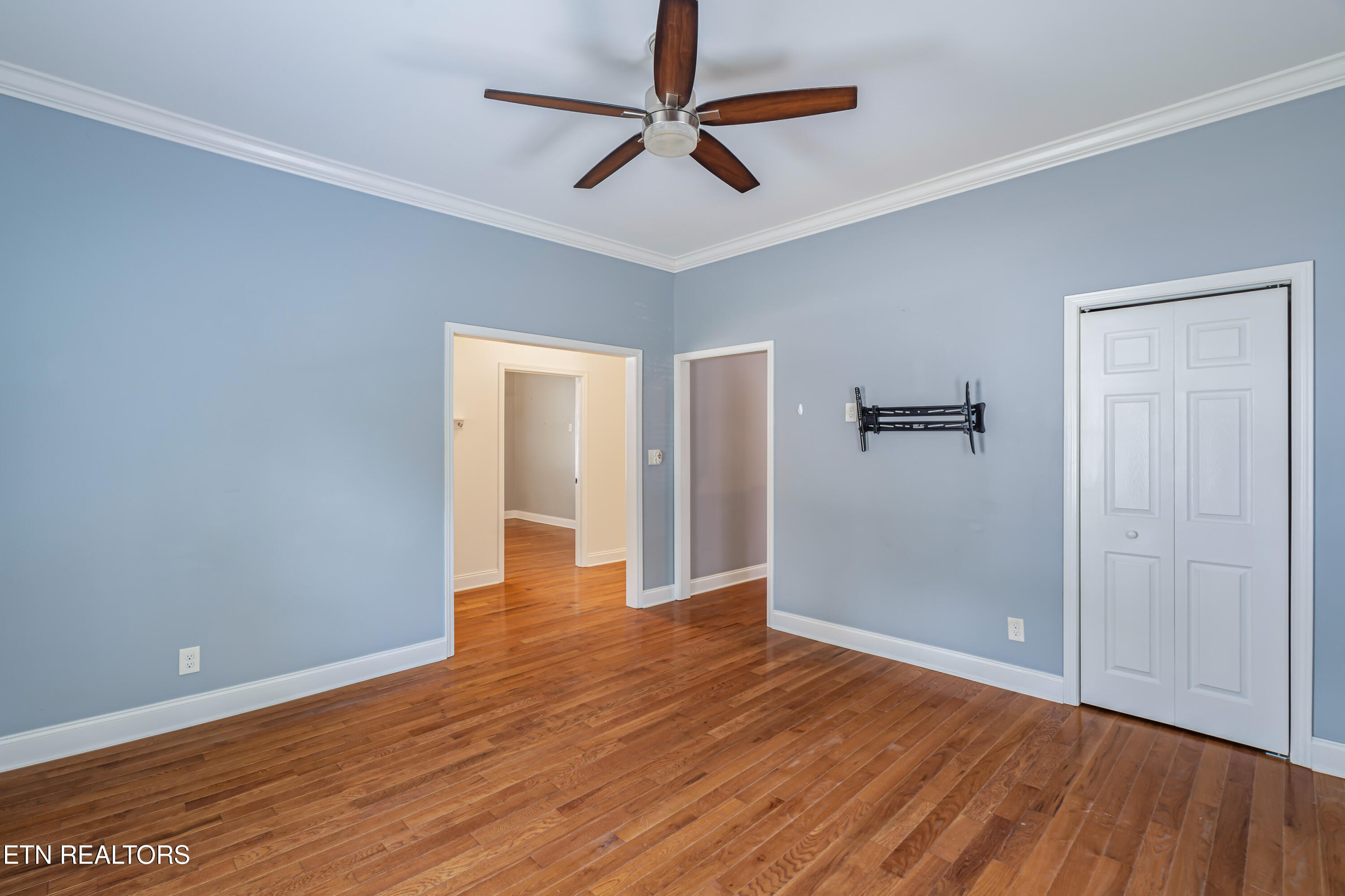217 Leonard Place Knoxville TN 37917
