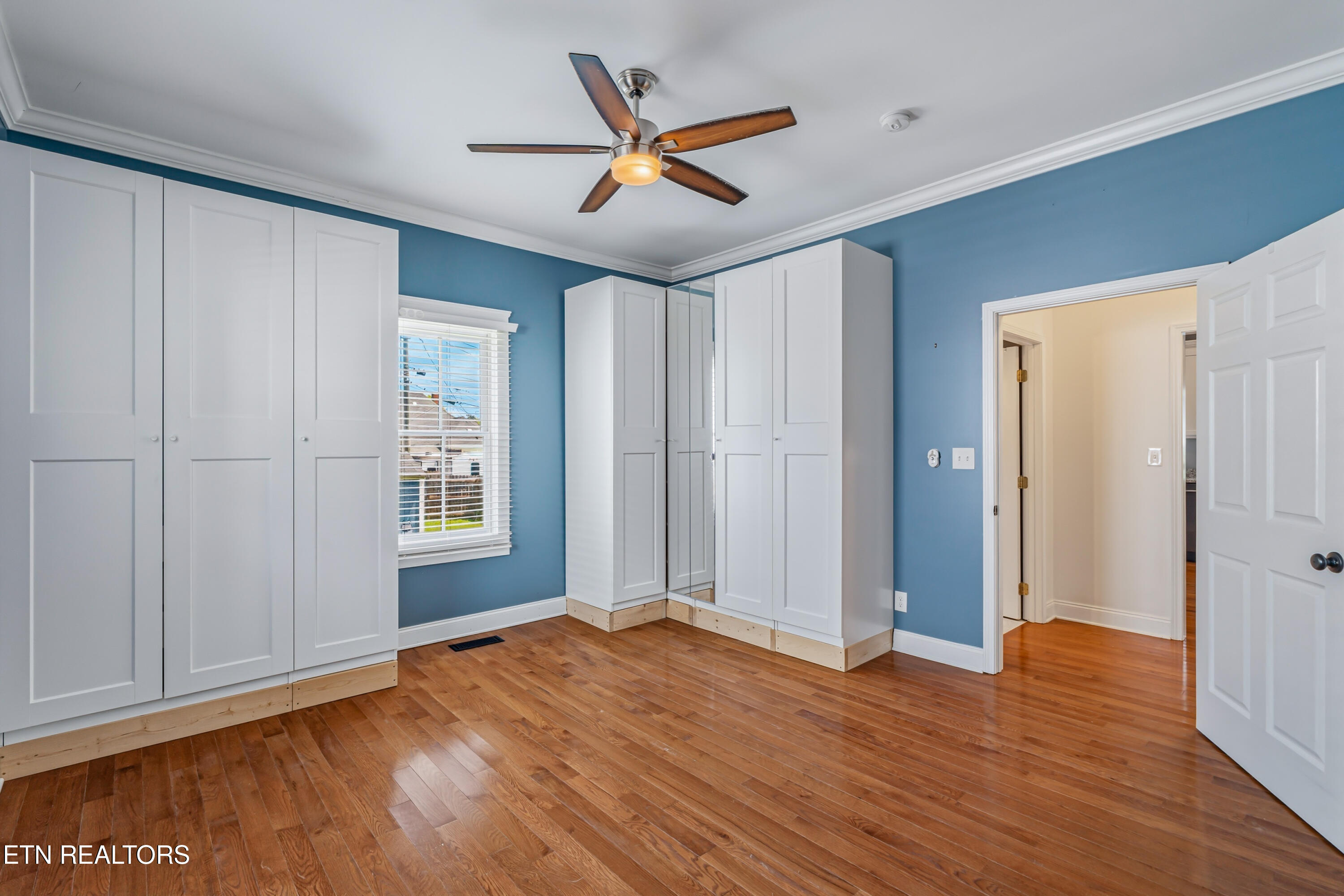 217 Leonard Place Knoxville TN 37917