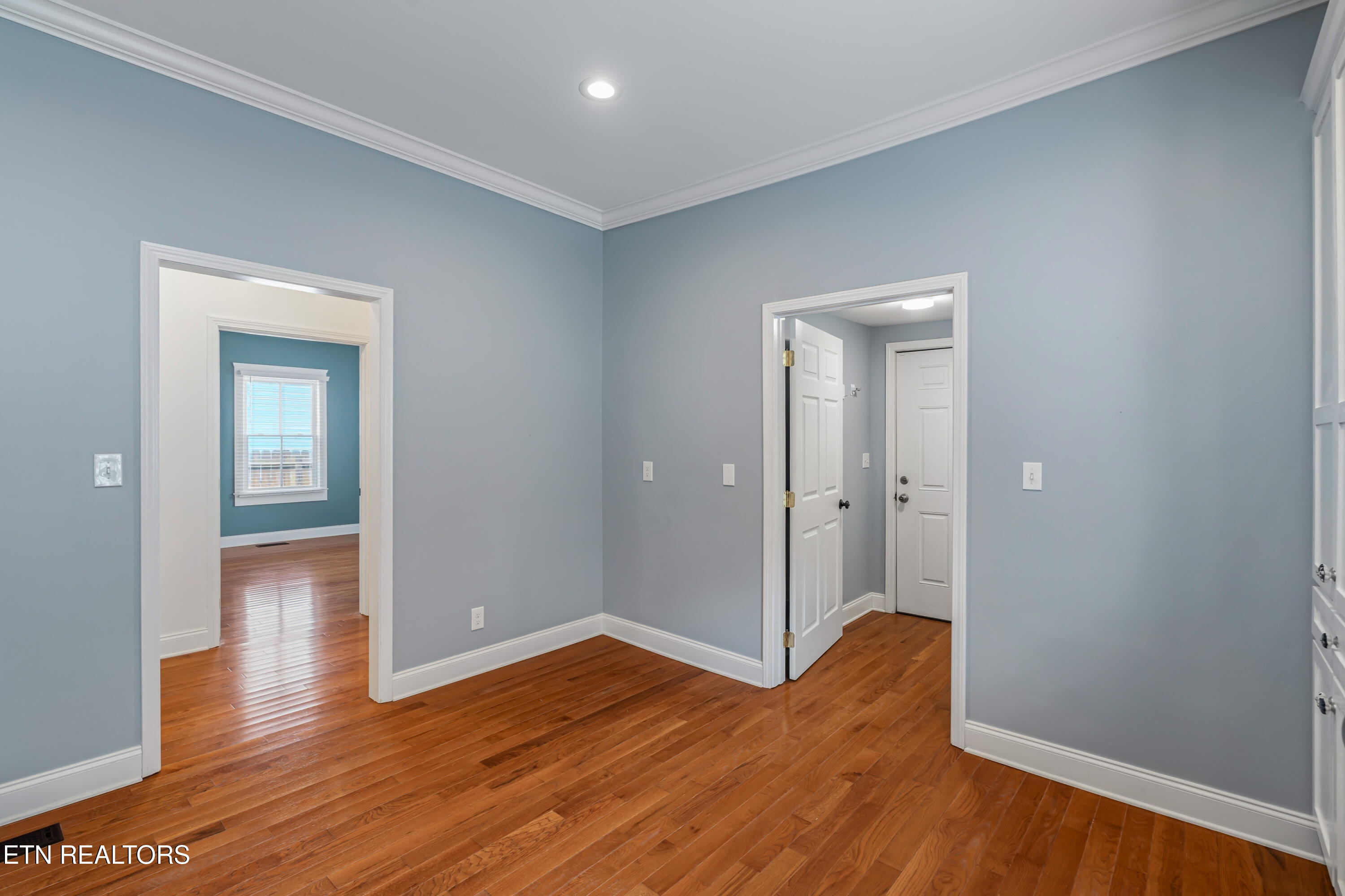217 Leonard Place Knoxville TN 37917