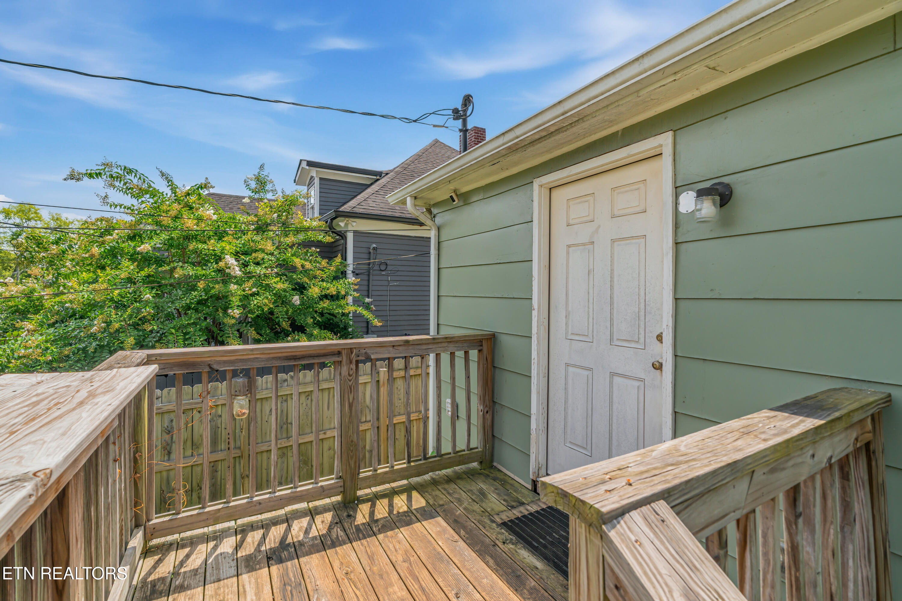 217 Leonard Place Knoxville TN 37917