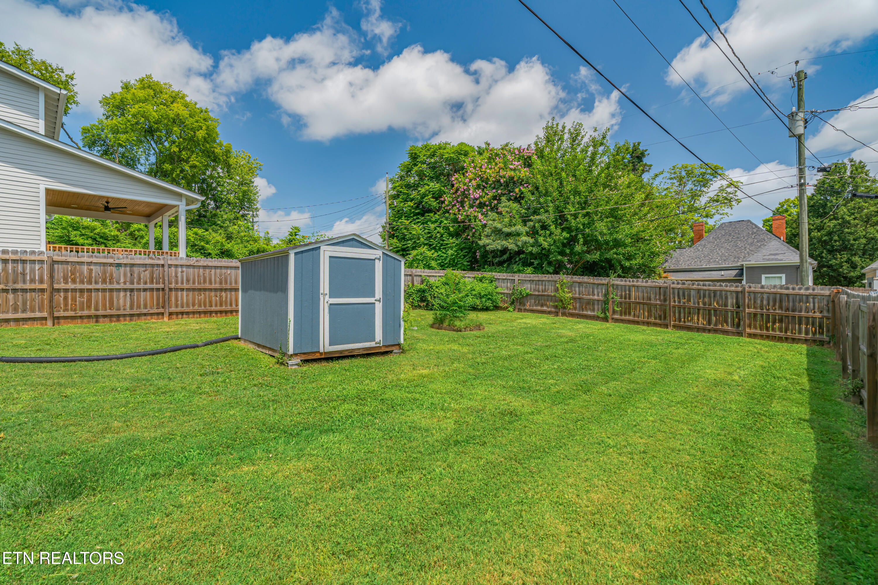 217 Leonard Place Knoxville TN 37917