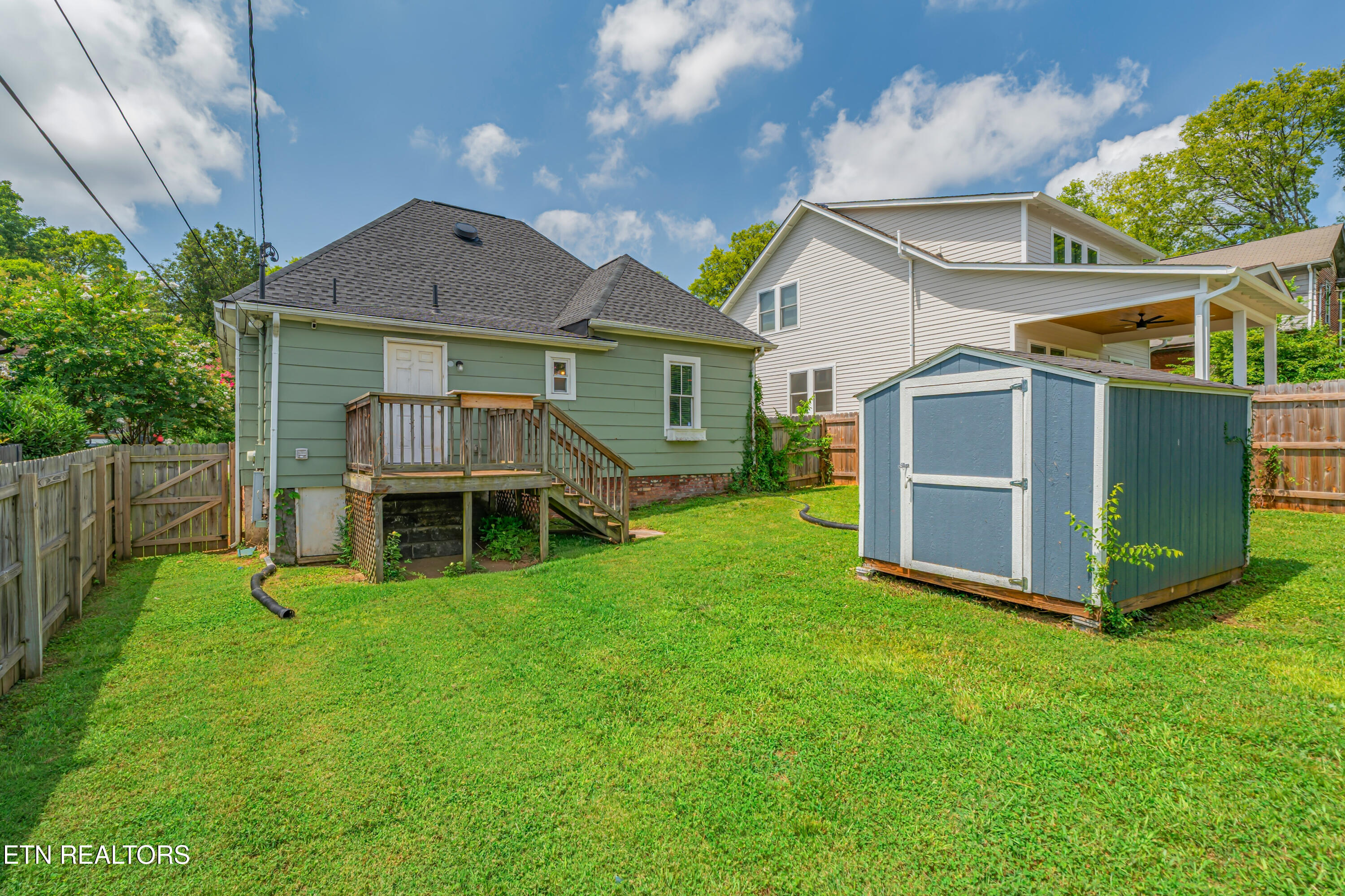 217 Leonard Place Knoxville TN 37917