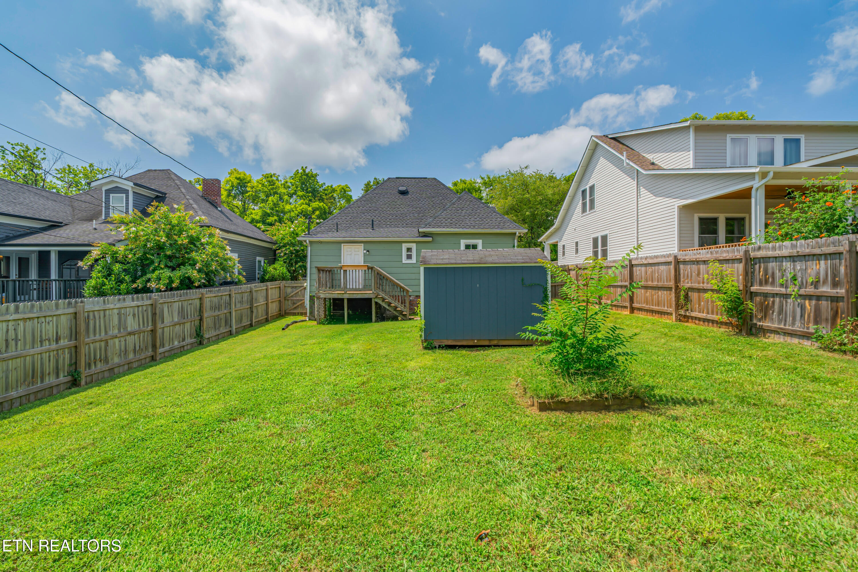 217 Leonard Place Knoxville TN 37917