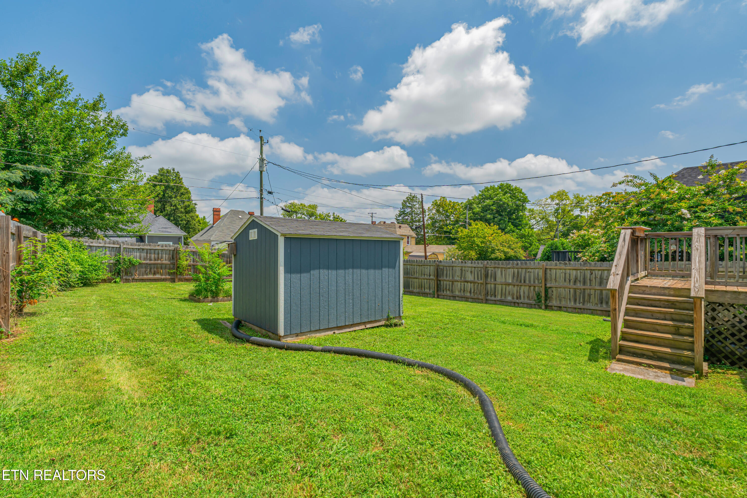 217 Leonard Place Knoxville TN 37917