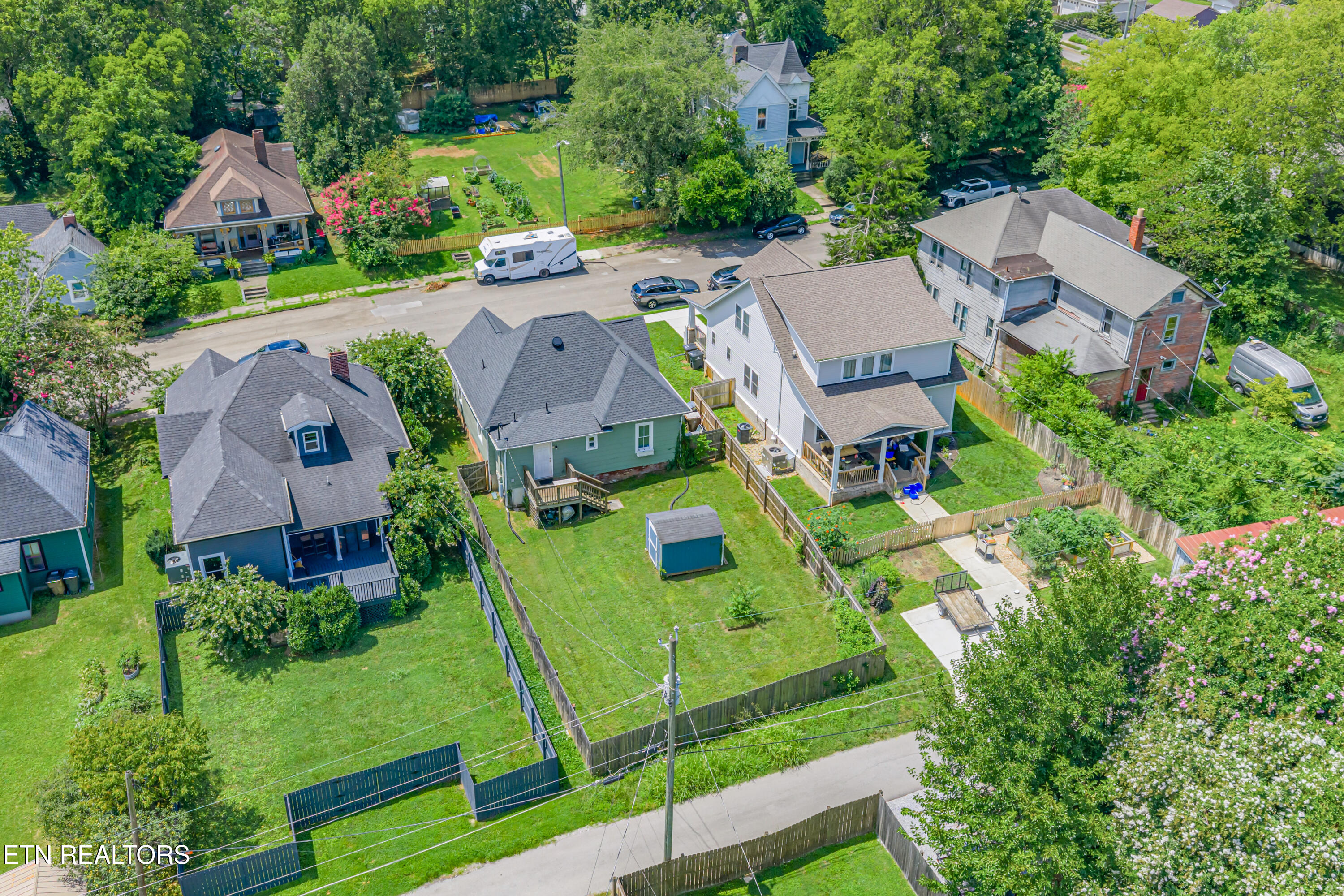 217 Leonard Place Knoxville TN 37917