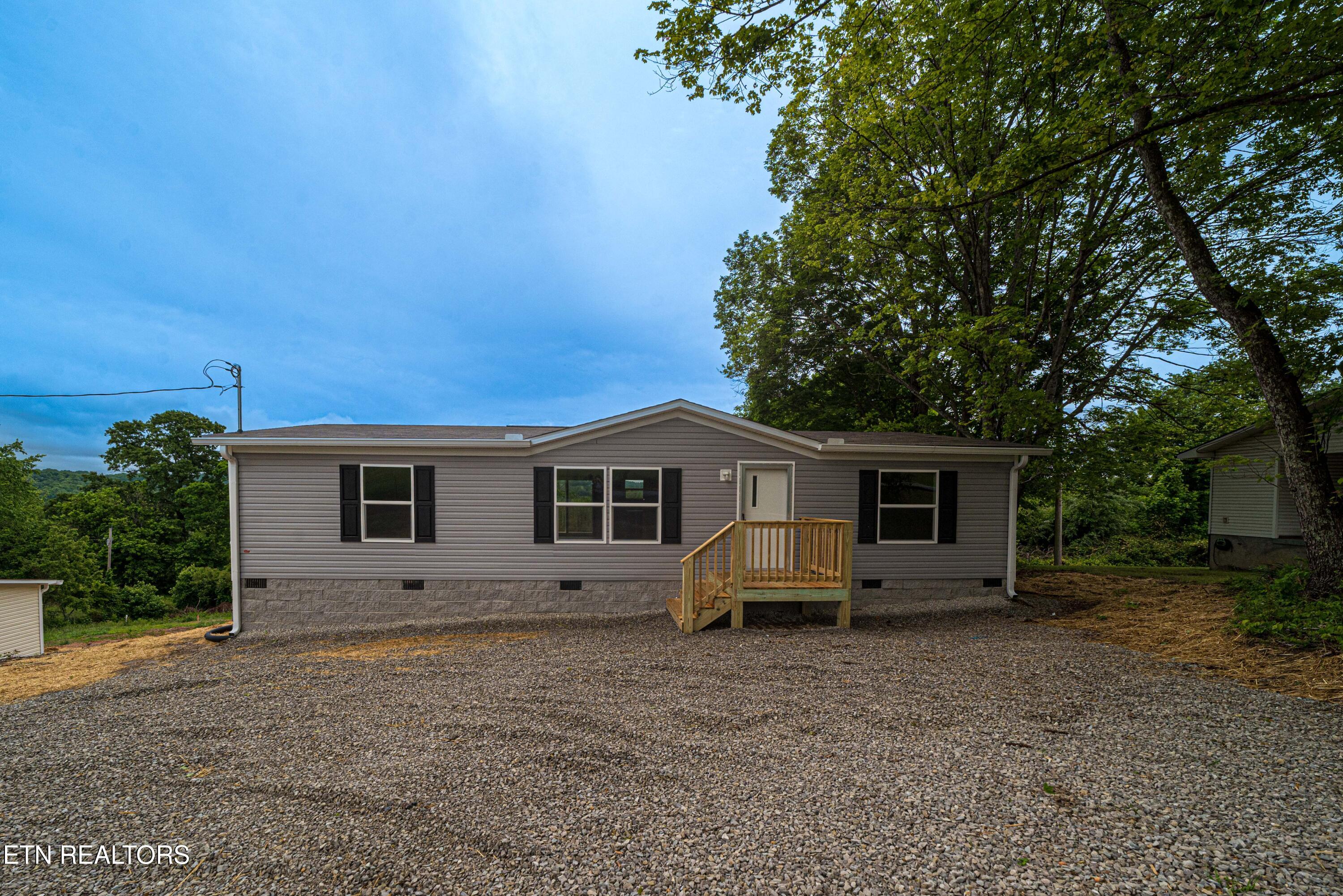 204 Hillside Drive Lafollette TN 37766