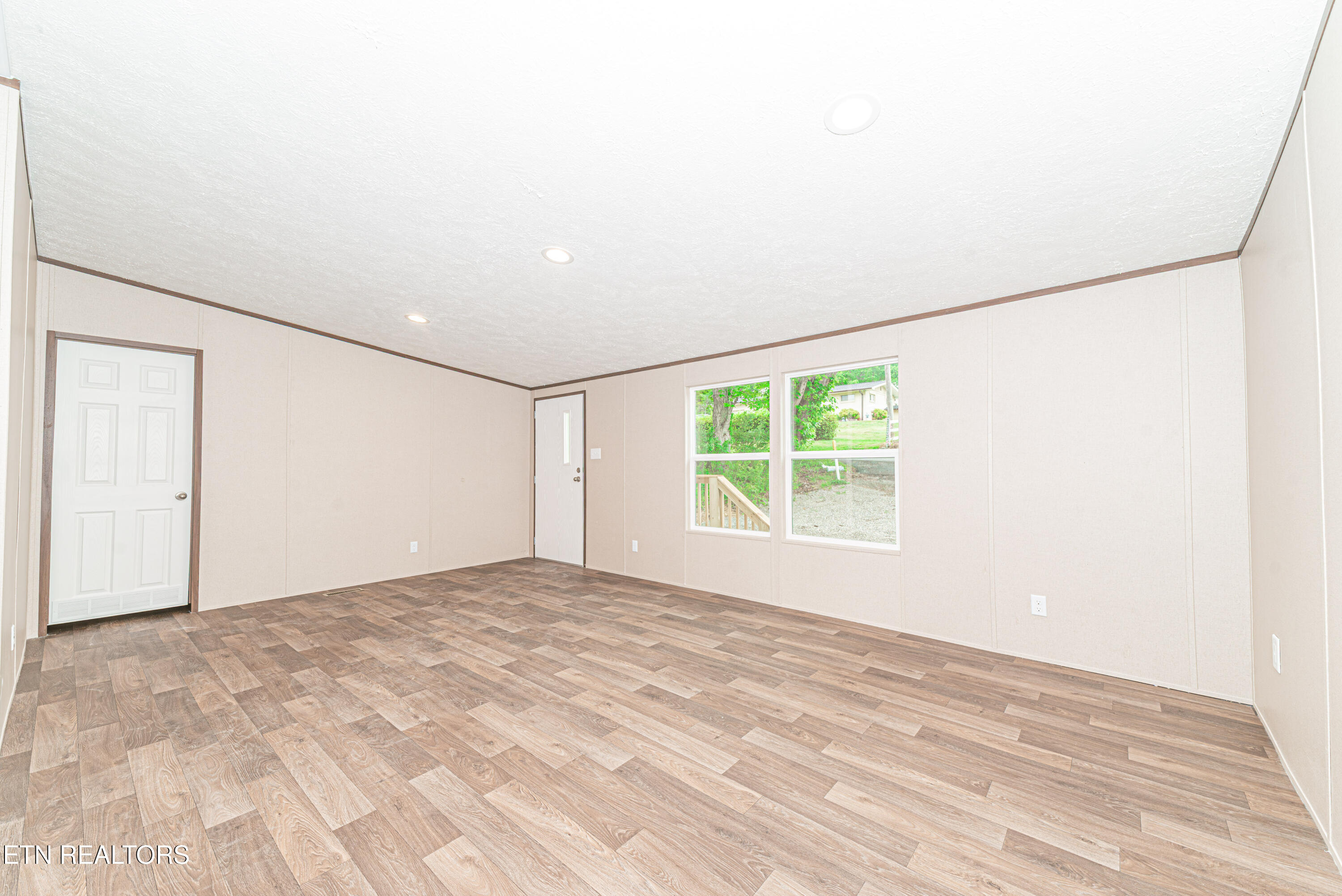 204 Hillside Drive Lafollette TN 37766