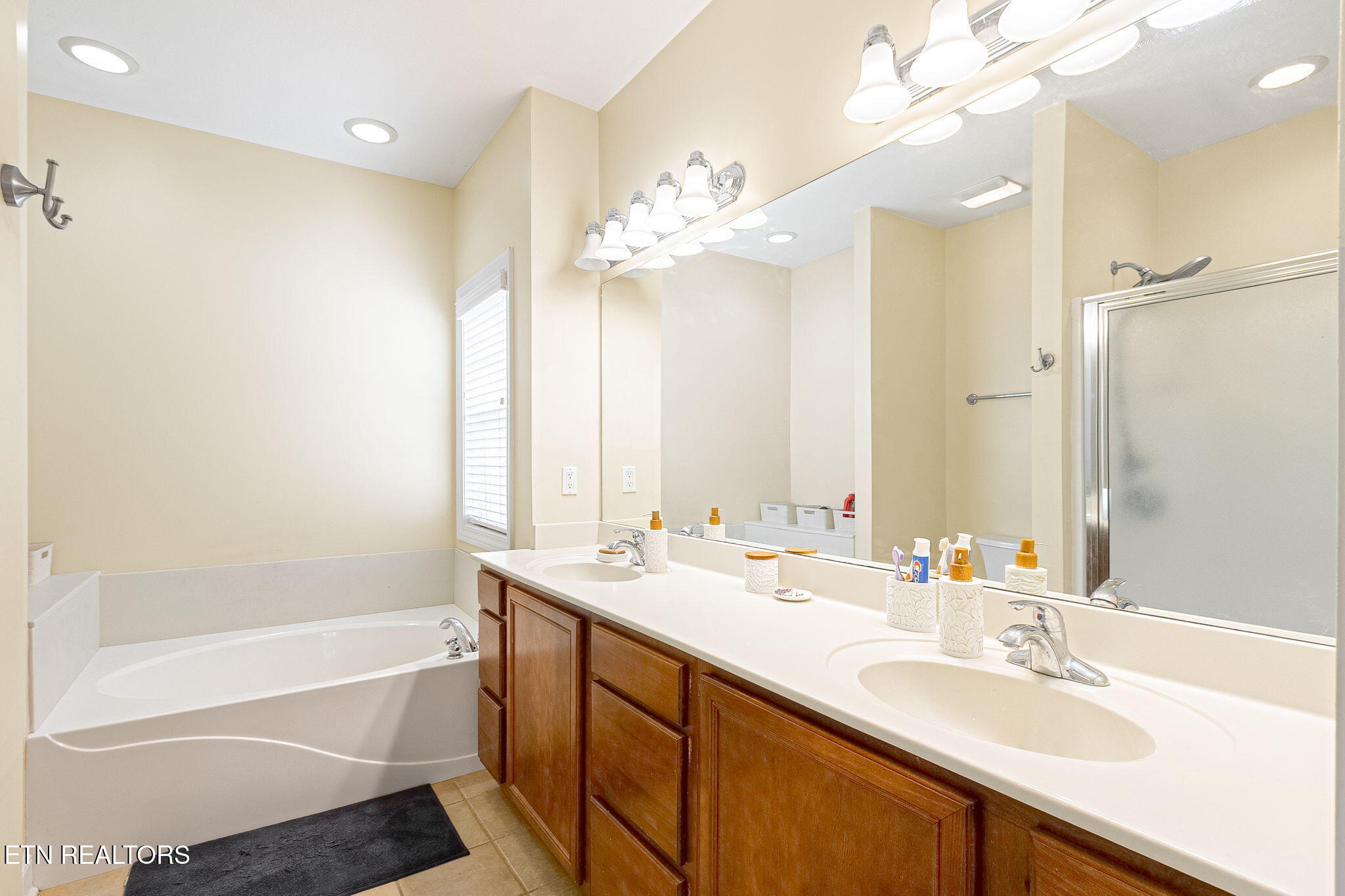 117 Fallberry Street Oak Ridge TN 37830