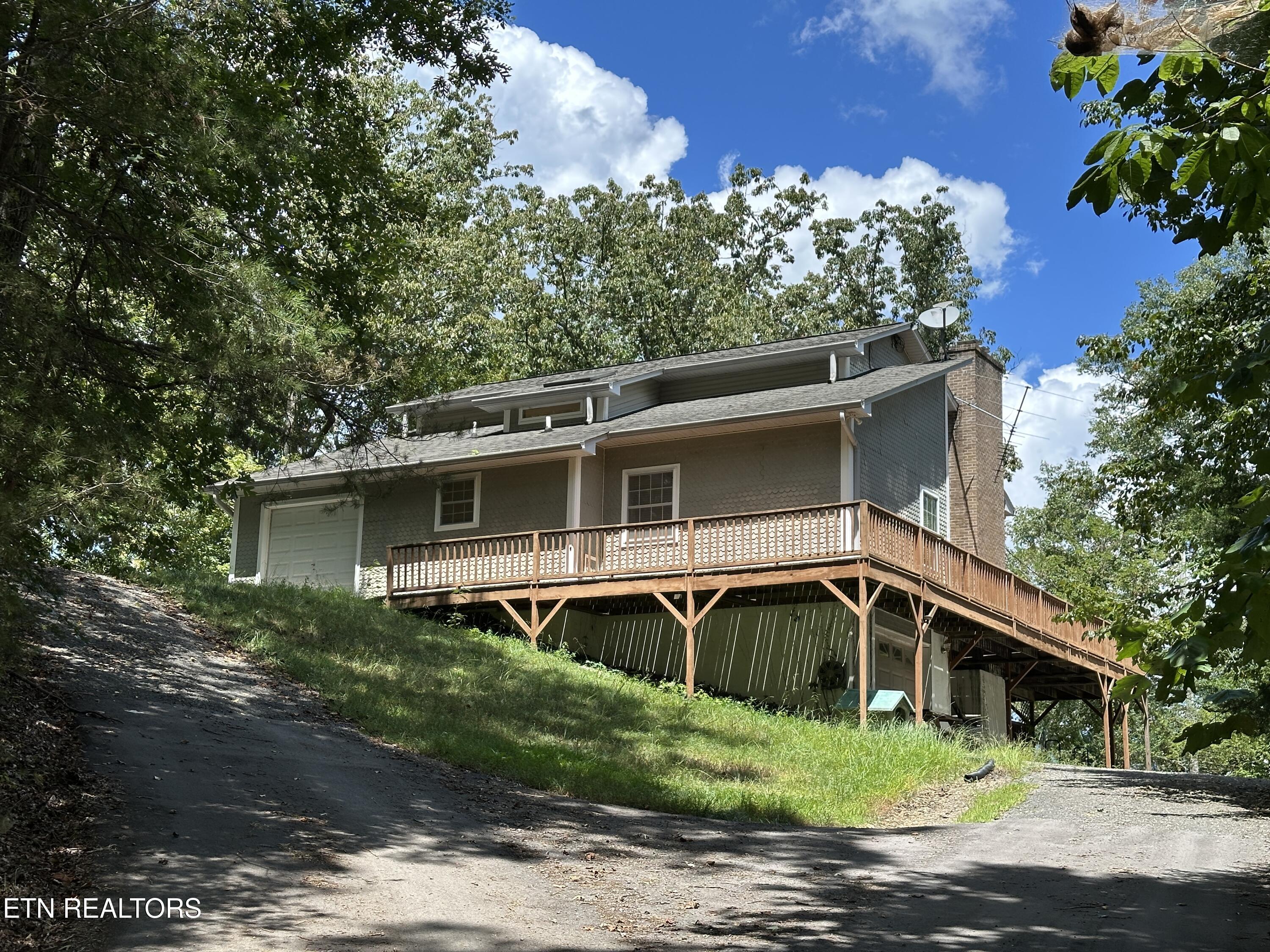 328 N Dark Hollow Road Andersonville TN 37705