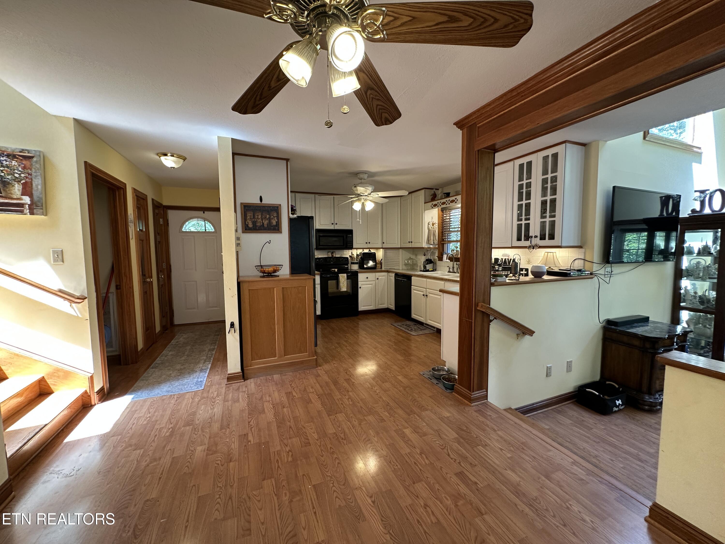 328 N Dark Hollow Road Andersonville TN 37705